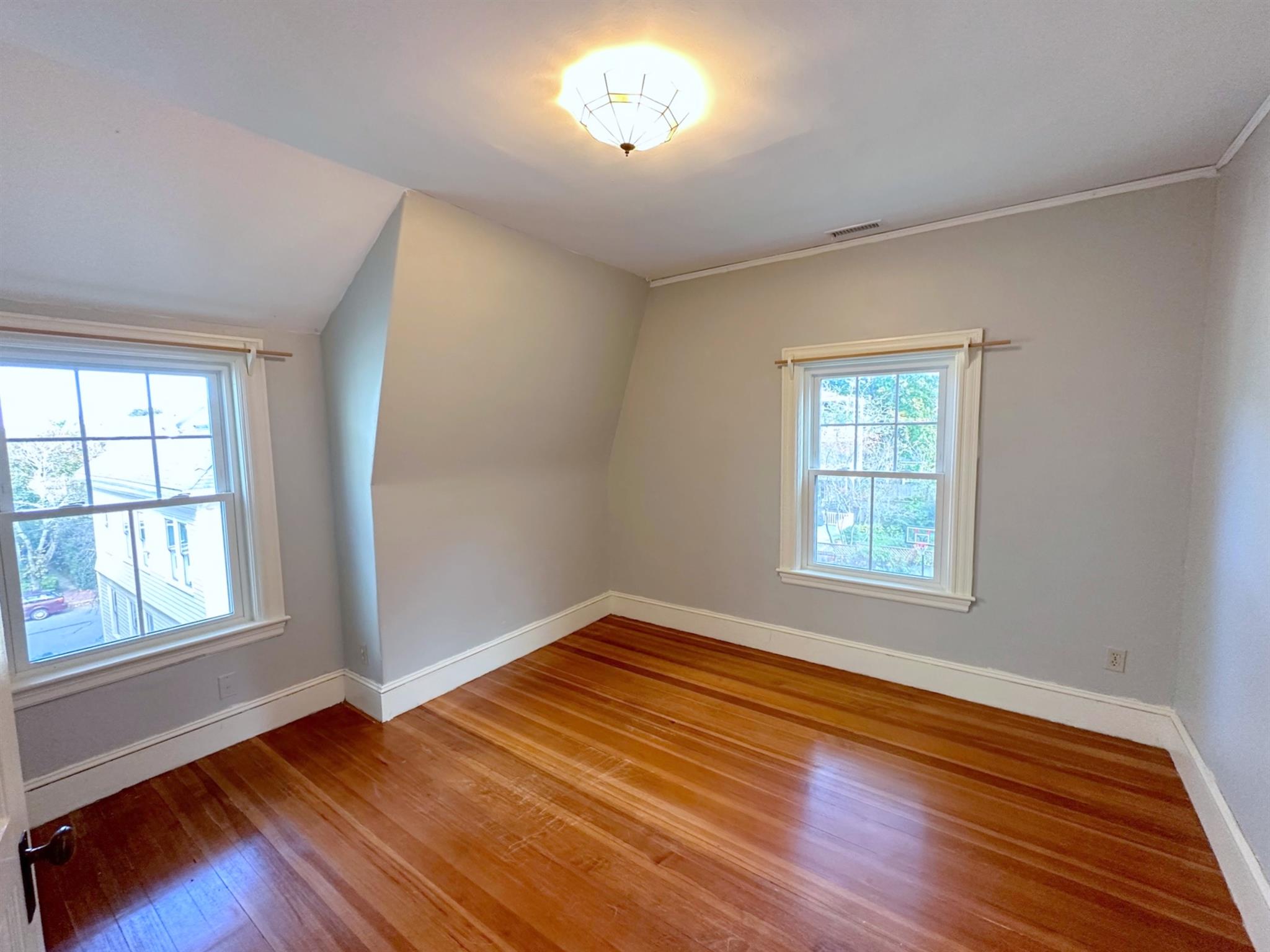 319 Hurley St, East Cambridge