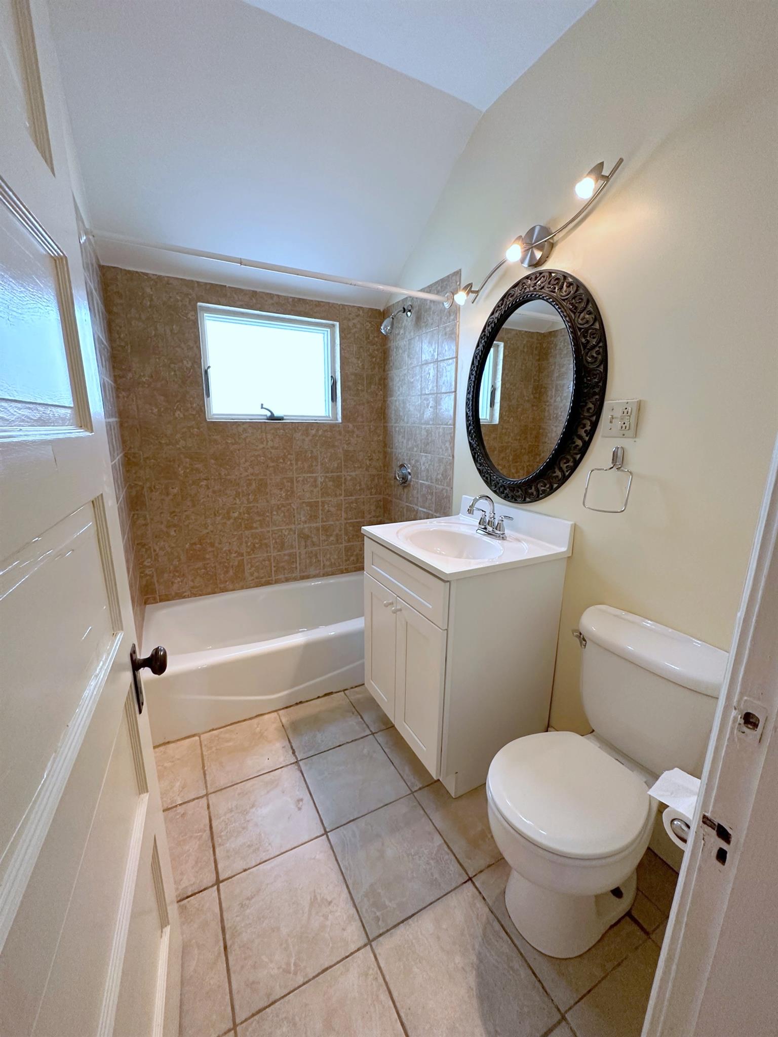 319 Hurley St, East Cambridge