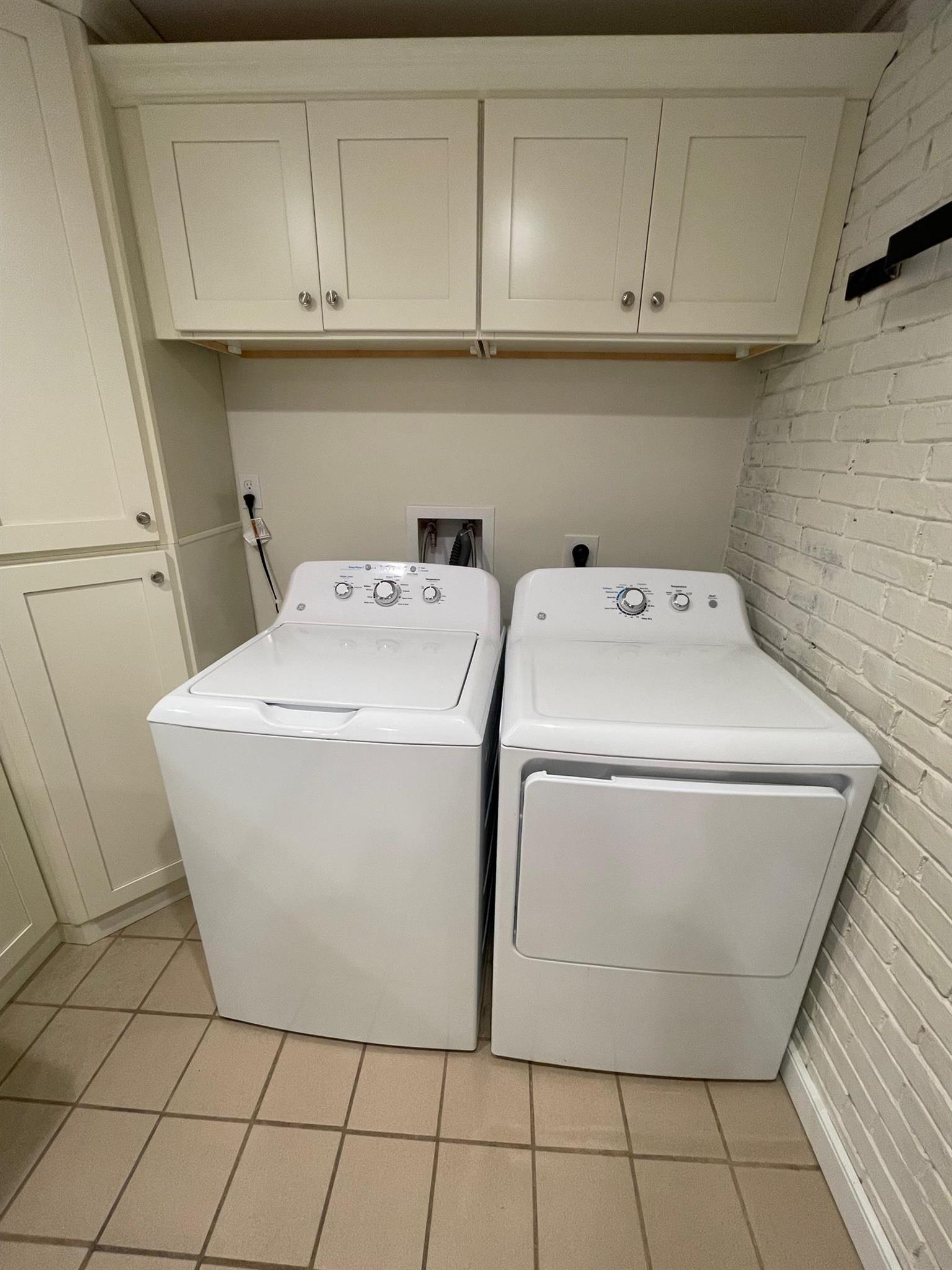 159 Concord Ave, Harvard Square