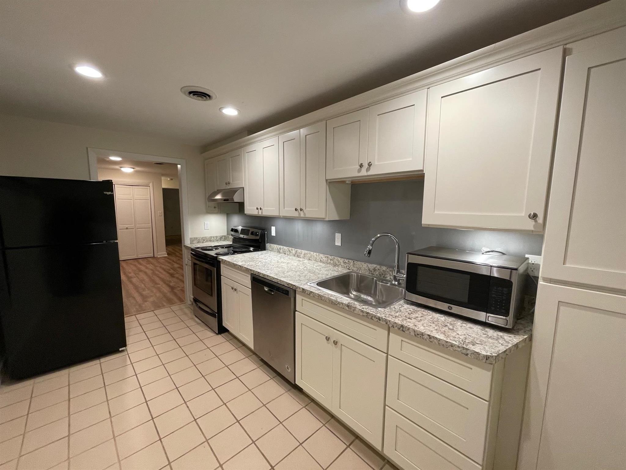 159 Concord Ave, Harvard Square