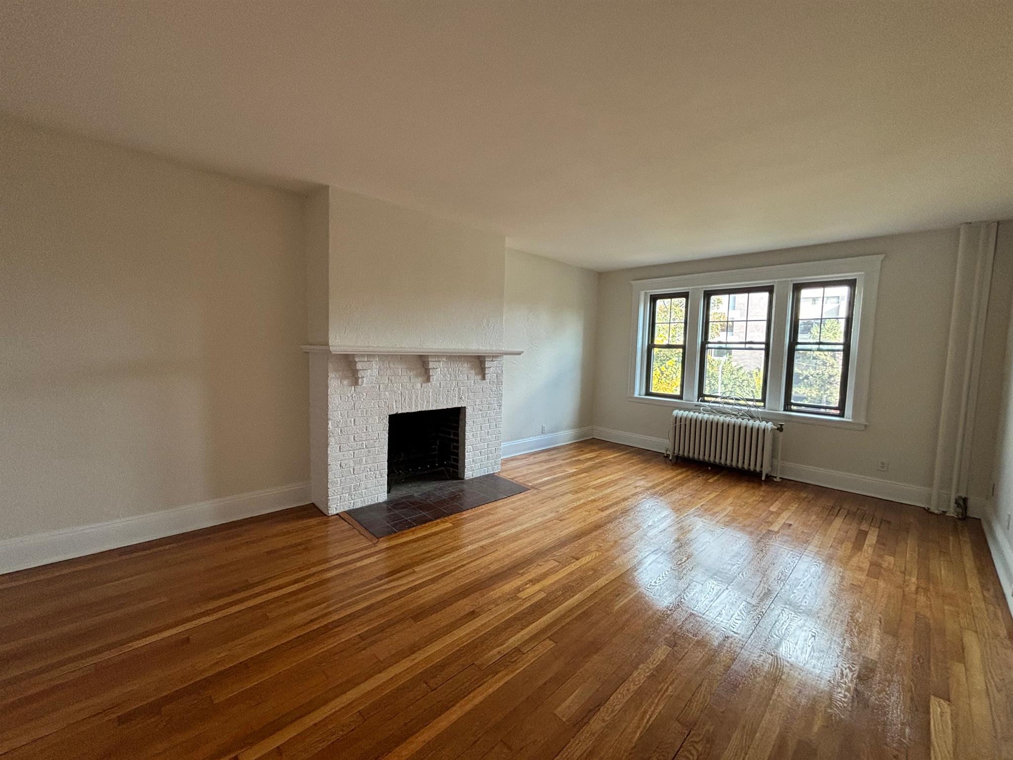 1558 Mass Ave, Harvard Square