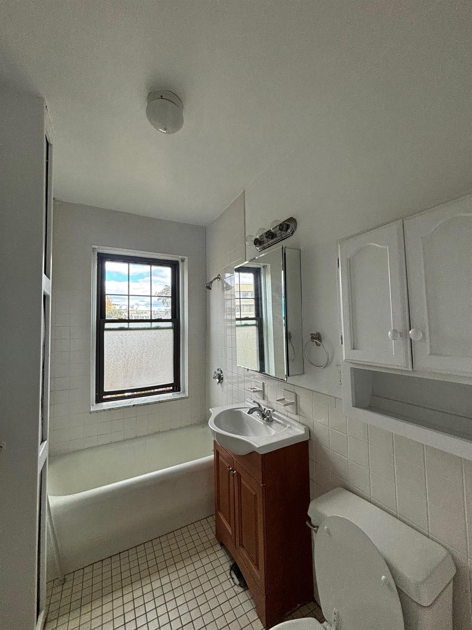 1558 Mass Ave, Harvard Square