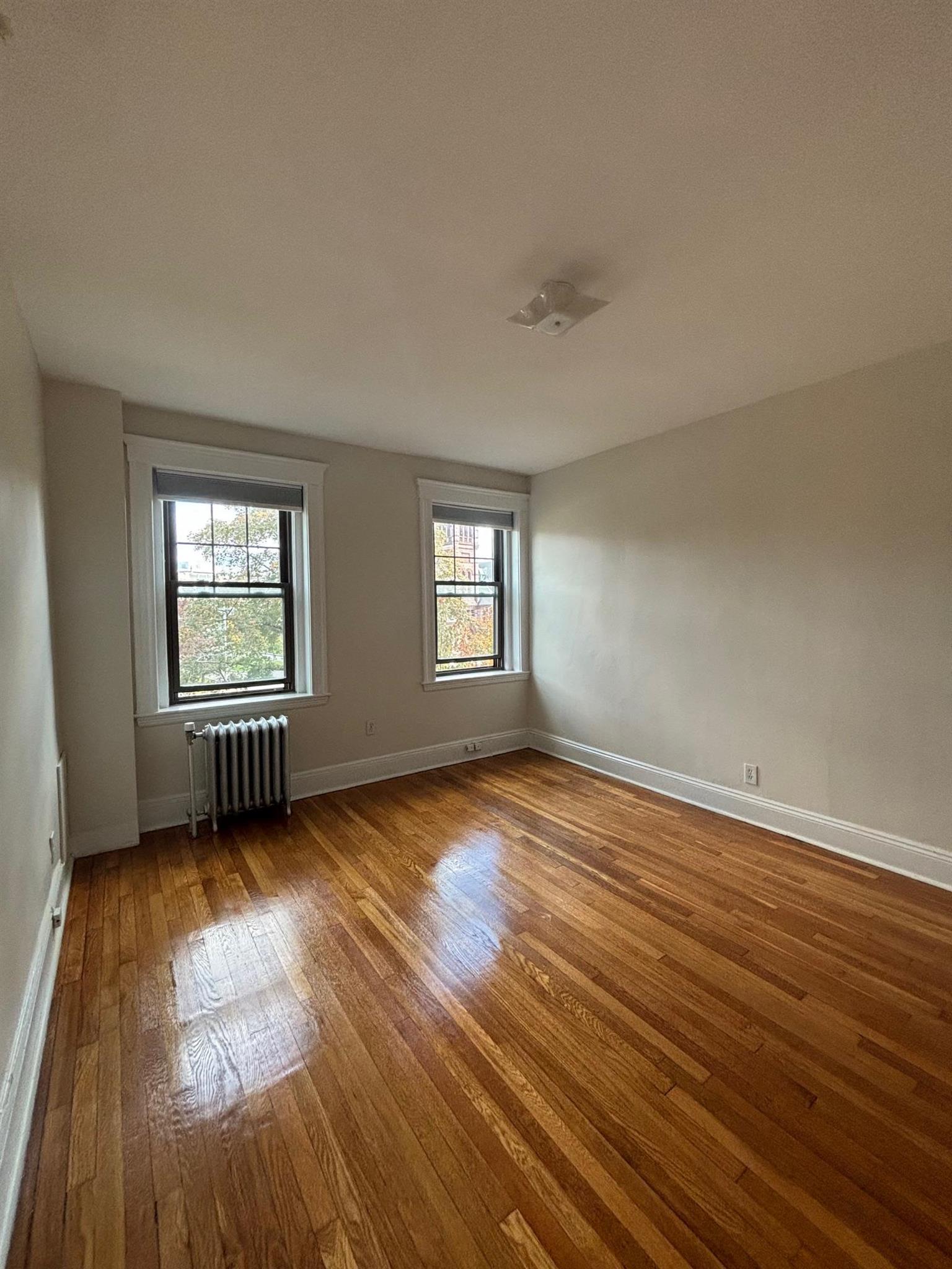 1558 Massachusetts Ave, Harvard Square