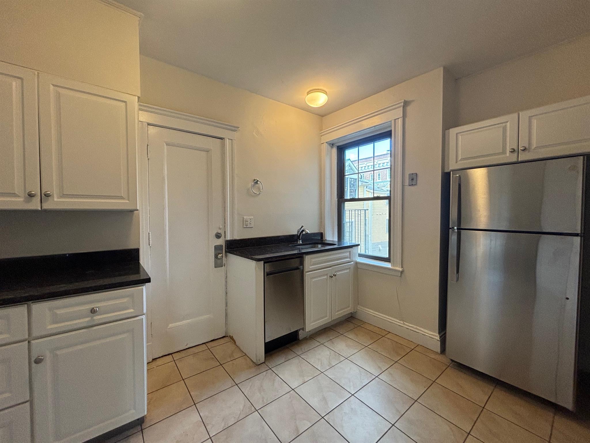 1558 Massachusetts Ave, Harvard Square