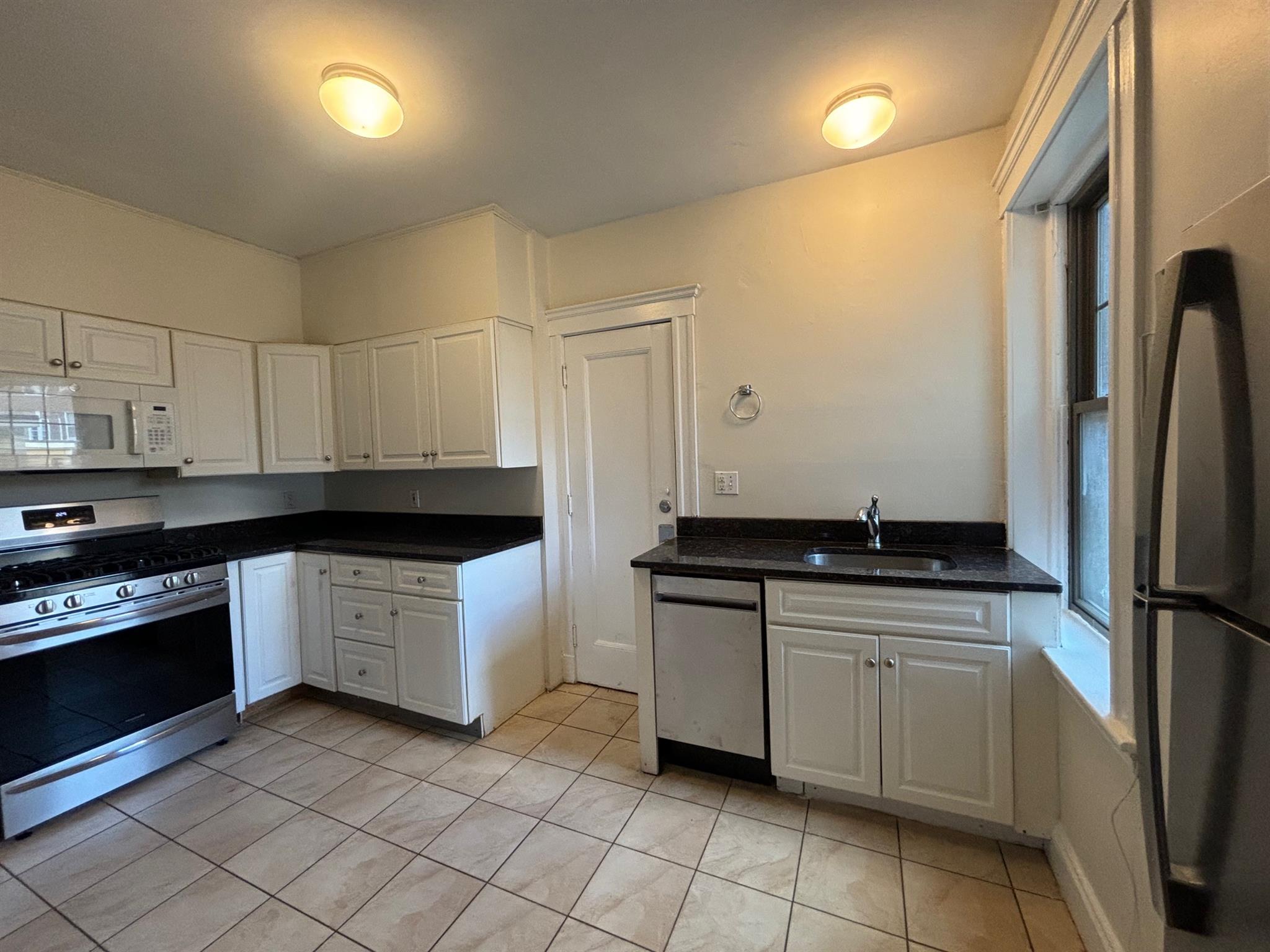 1558 Mass Ave, Harvard Square