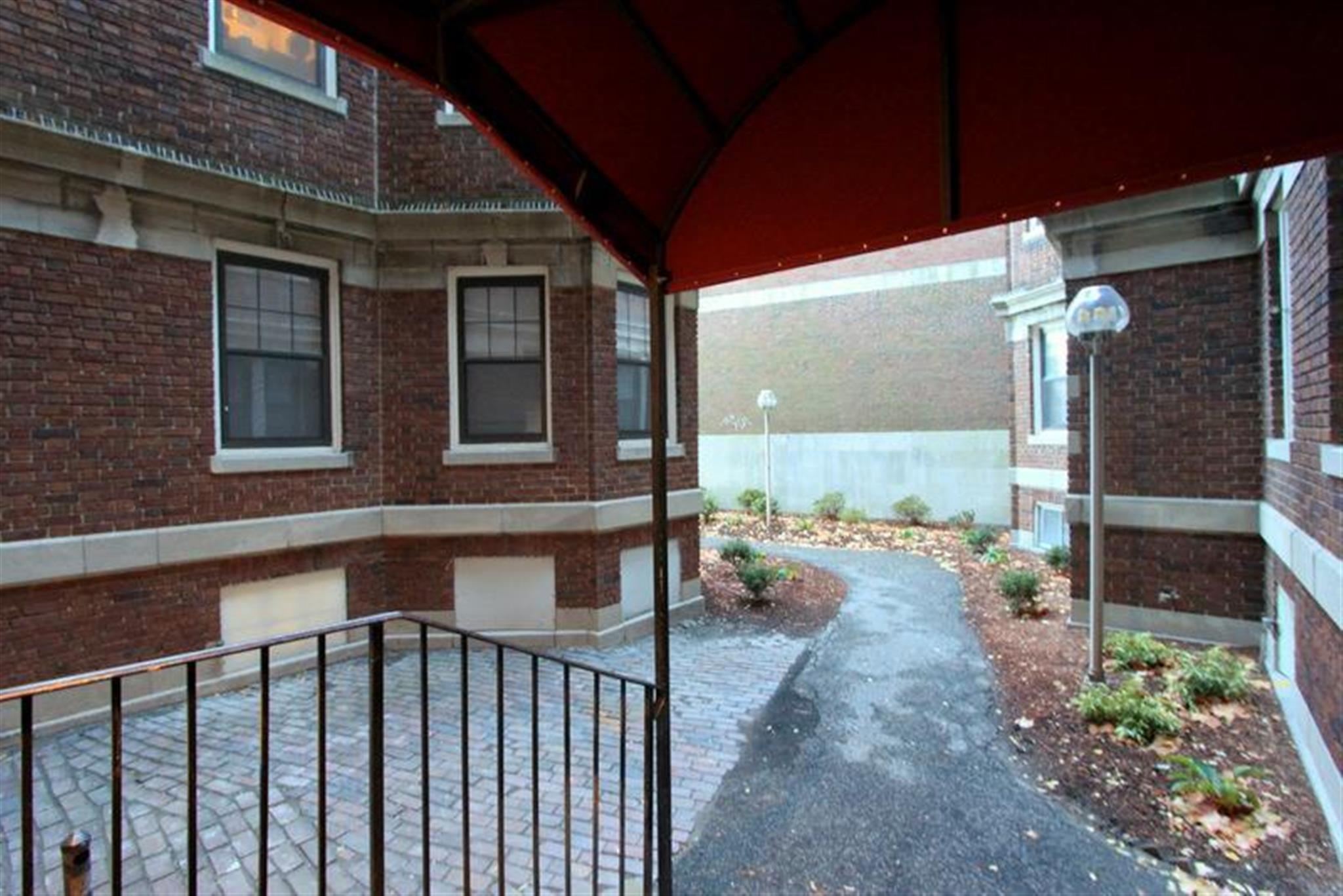 1558 Mass Ave, Harvard Square