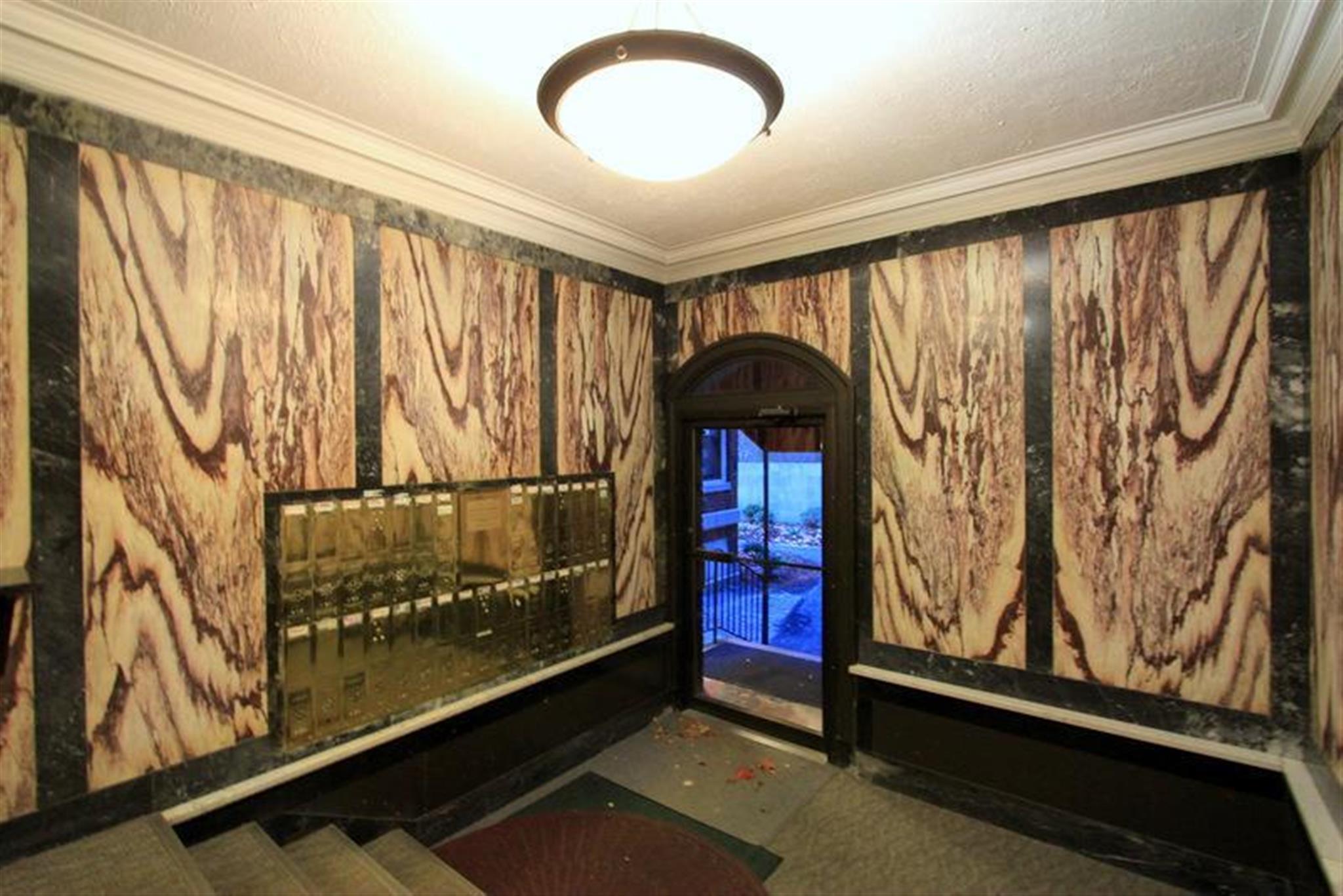 1558 Mass Ave, Harvard Square