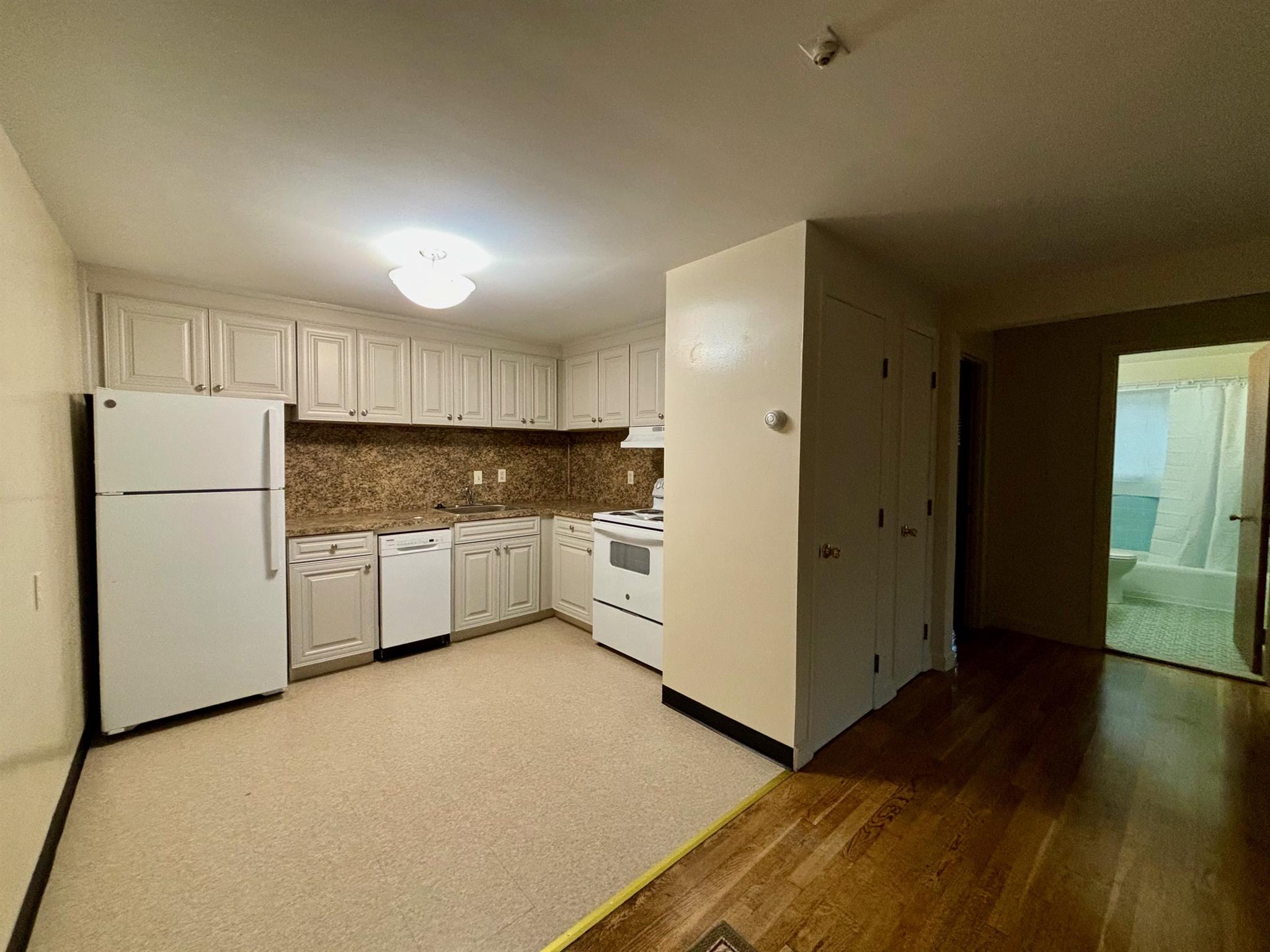 109 Oxford, Arlington