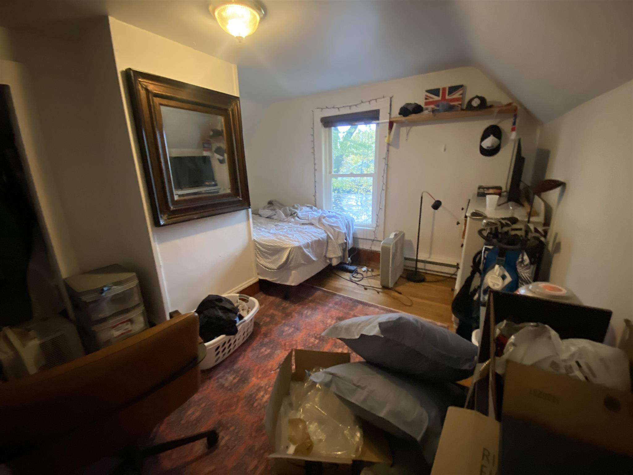 15 Curtis Ave, Teele Square