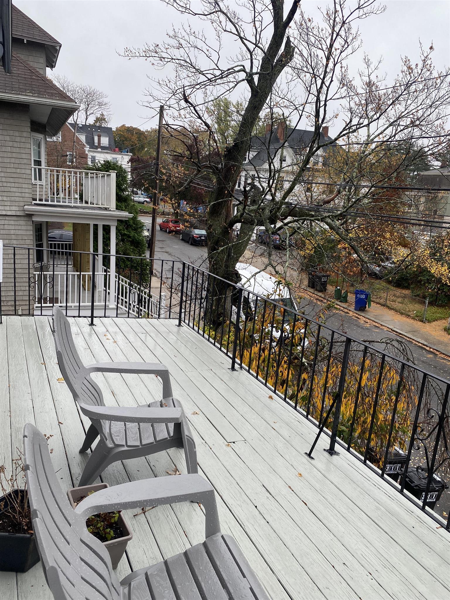 15 Curtis Ave, Teele Square