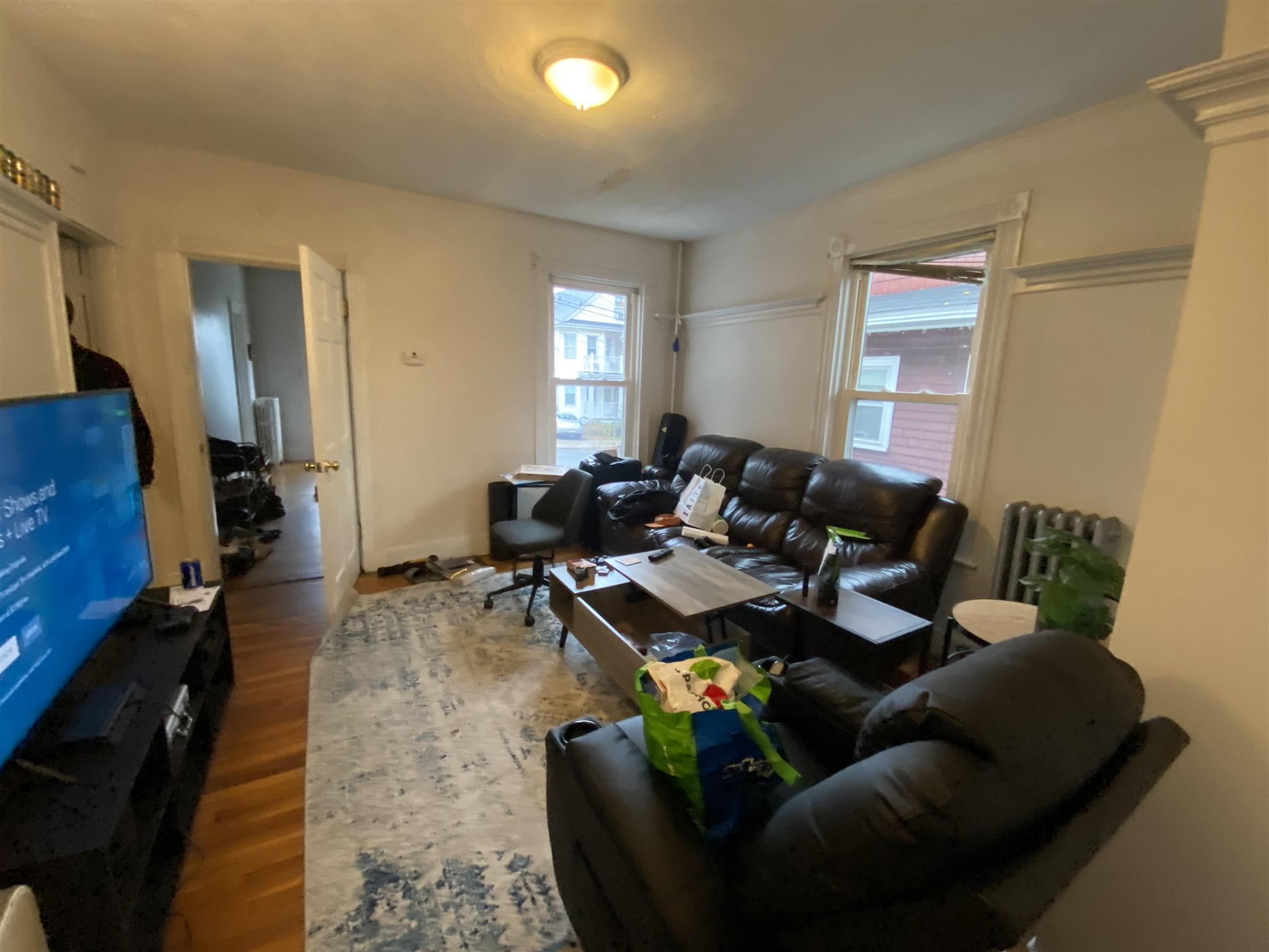 15 Curtis Ave, Teele Square