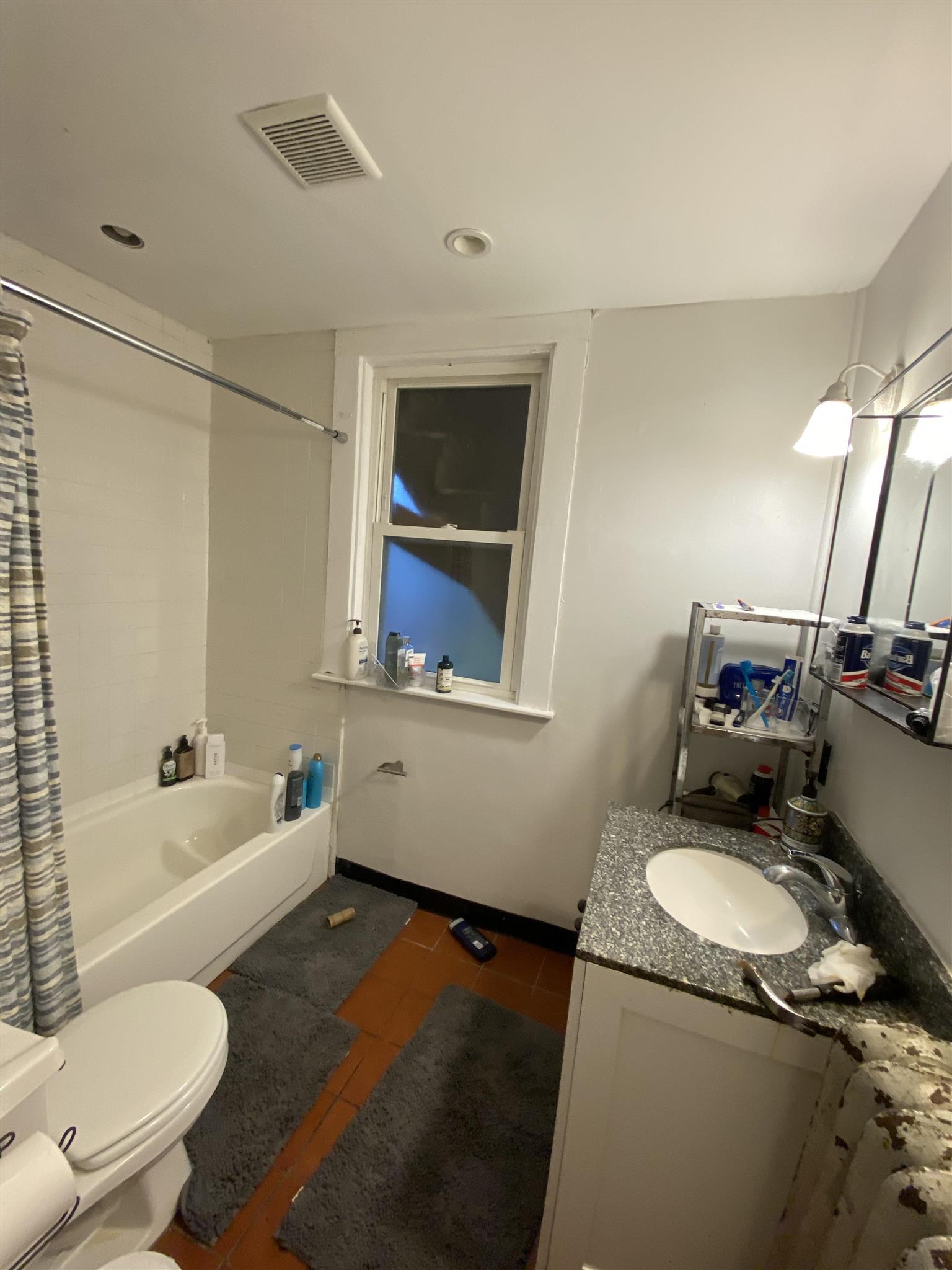 15 Curtis Ave, Teele Square