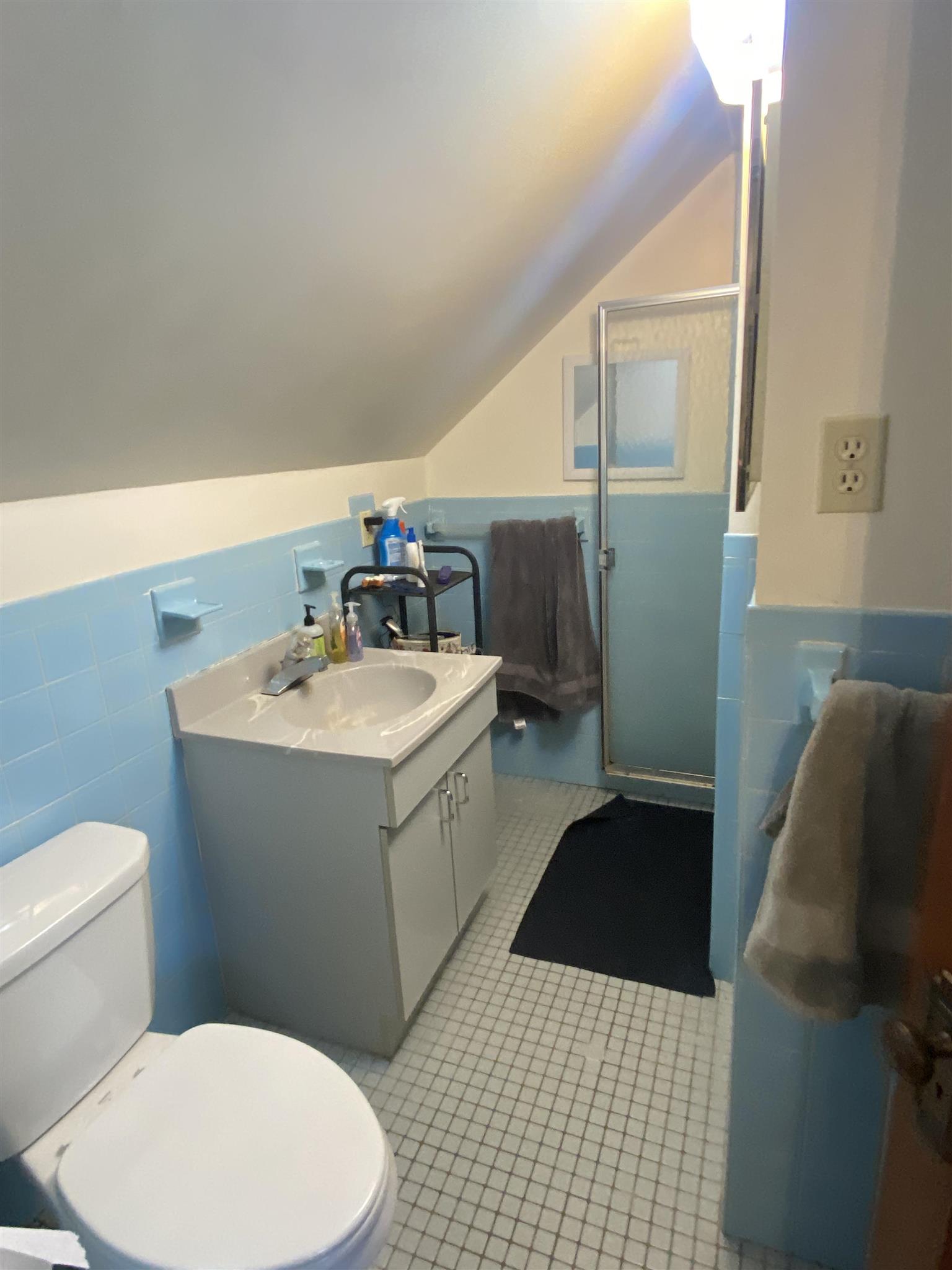 15 Upland Rd, Teele Square