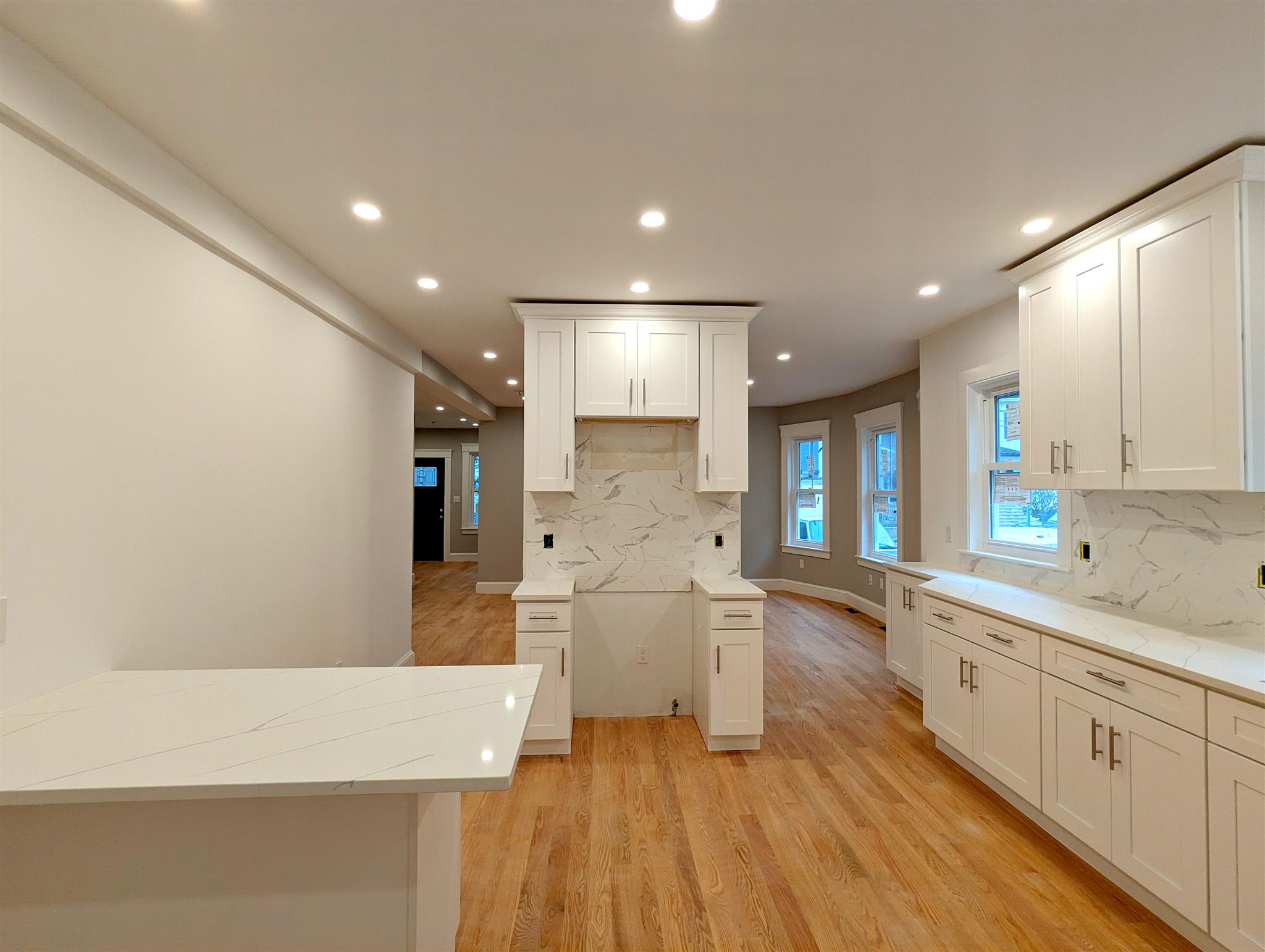 26 Fenwick St, Magoun Square