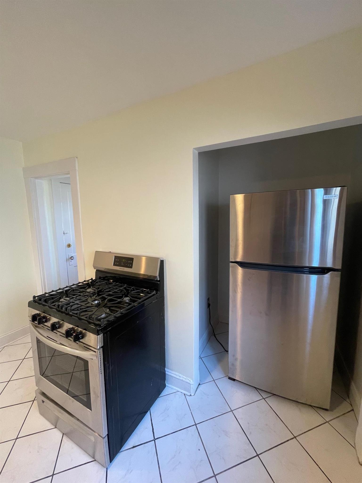 11 Doble Ave, Tufts University