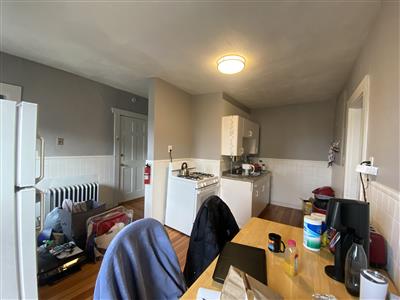 597 Broadway, Ball Square