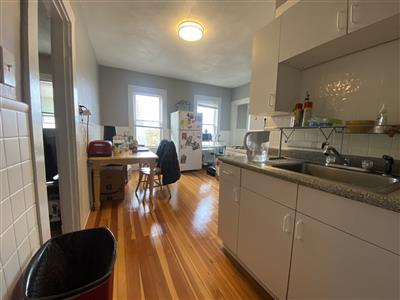 597 Broadway, Ball Square