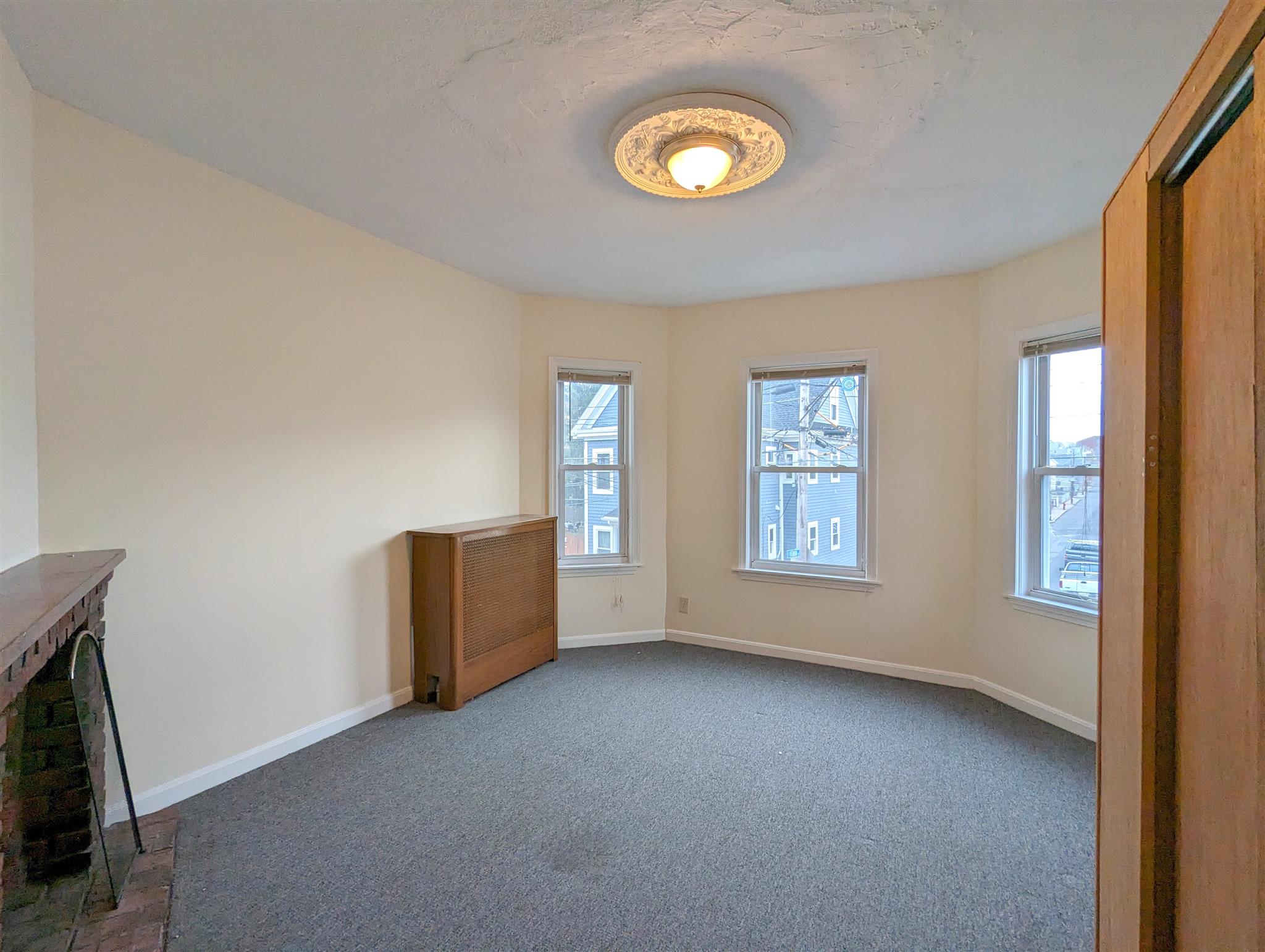 278 Lowell St, Magoun Square