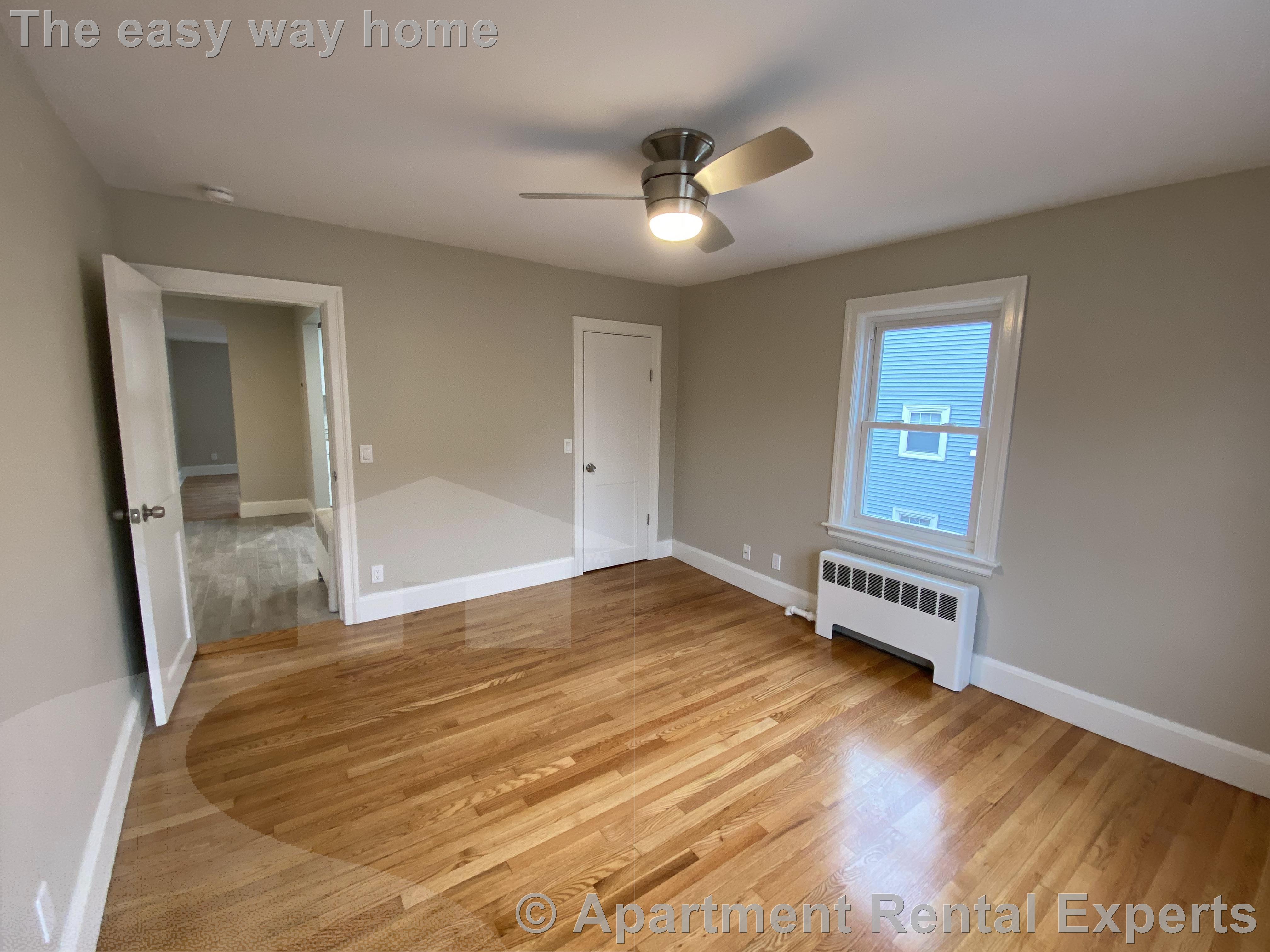 8 Fiske Ave, Magoun Square