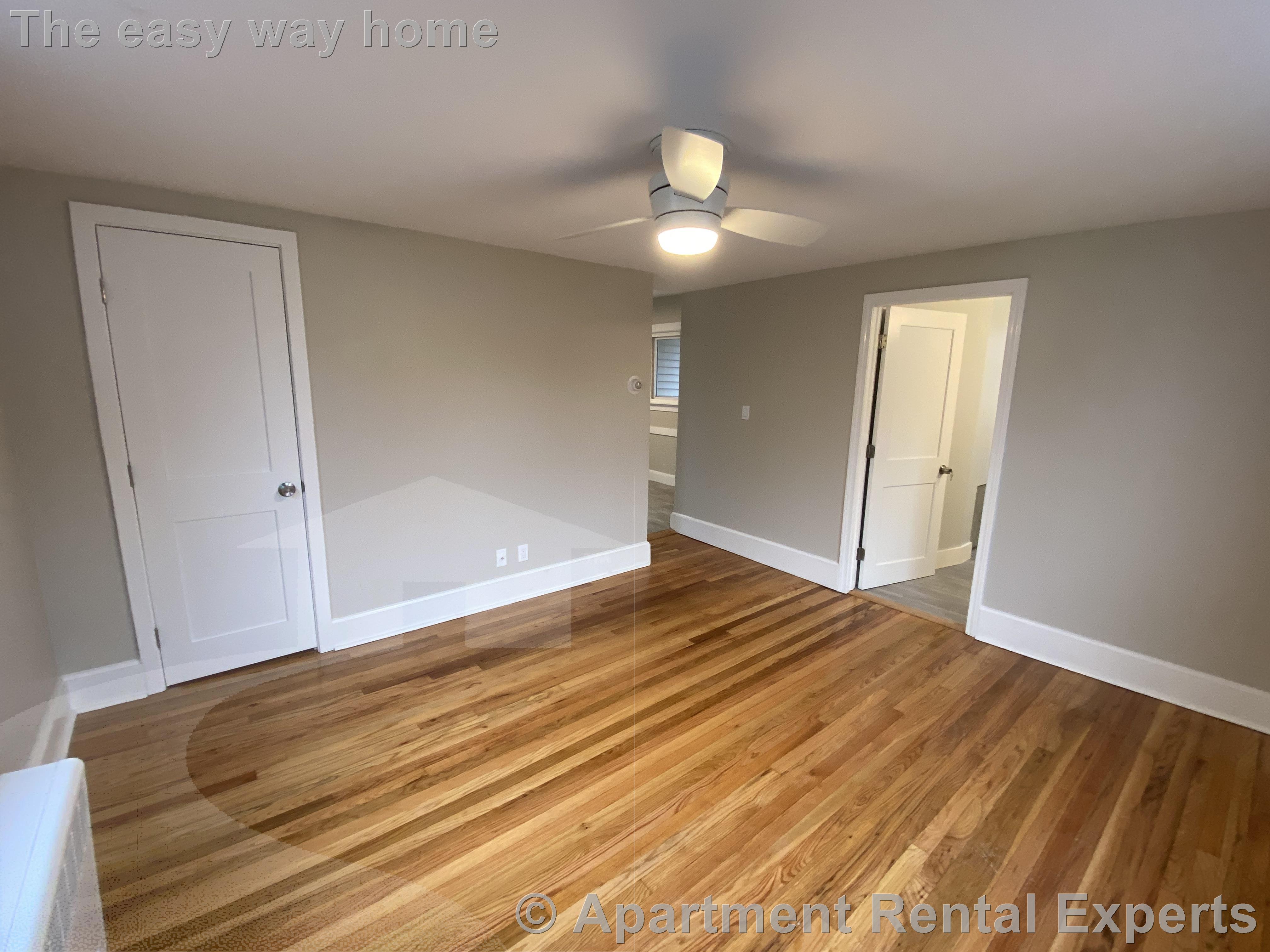 8 Fiske Ave, Magoun Square