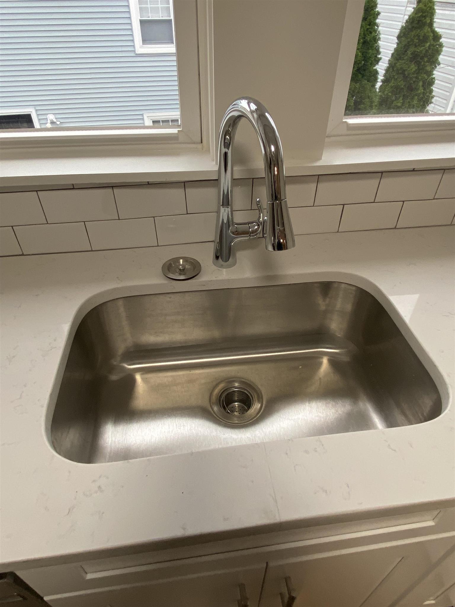 8 Fiske Ave, Magoun Square