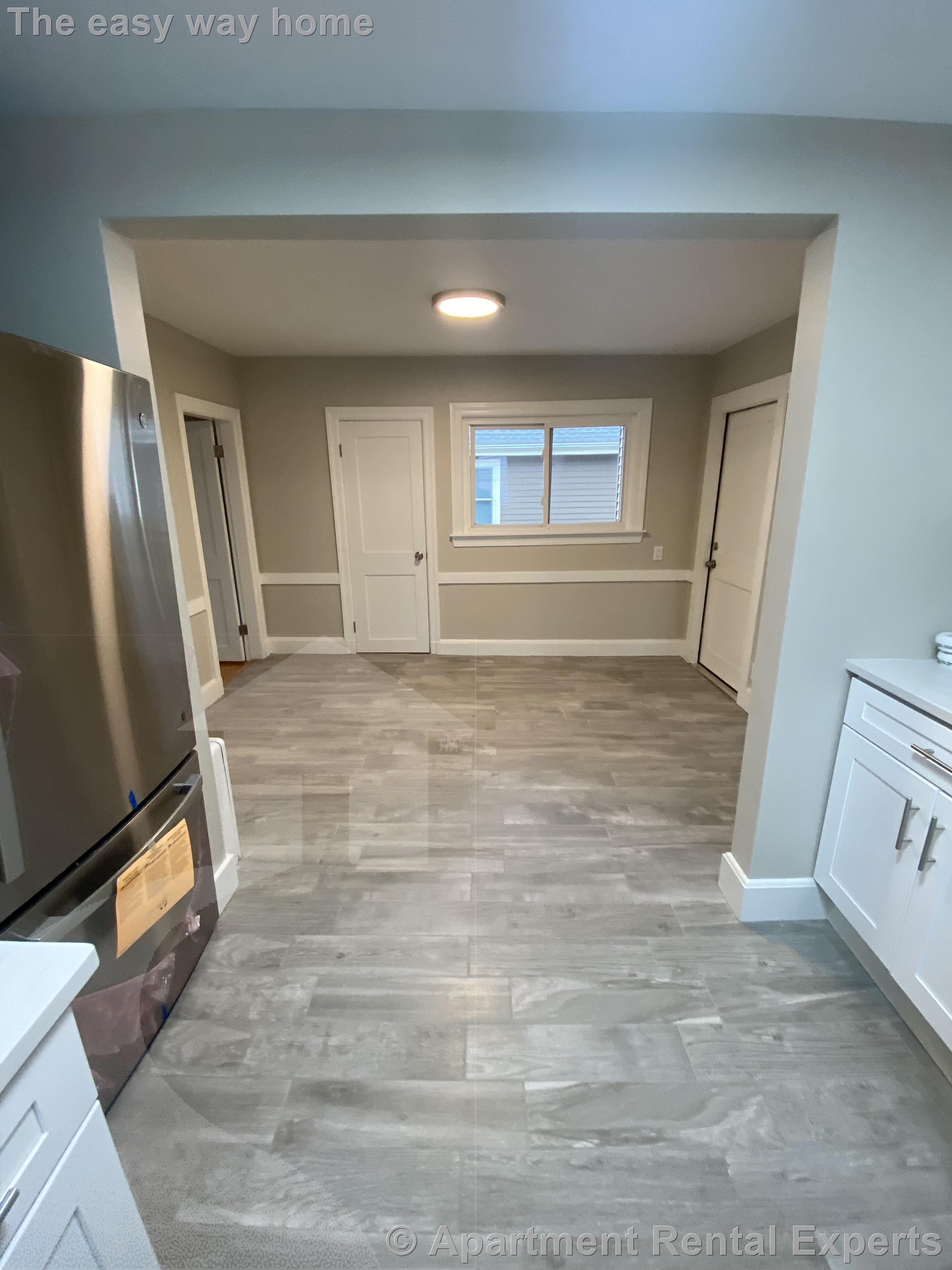 8 Fiske Ave, Magoun Square