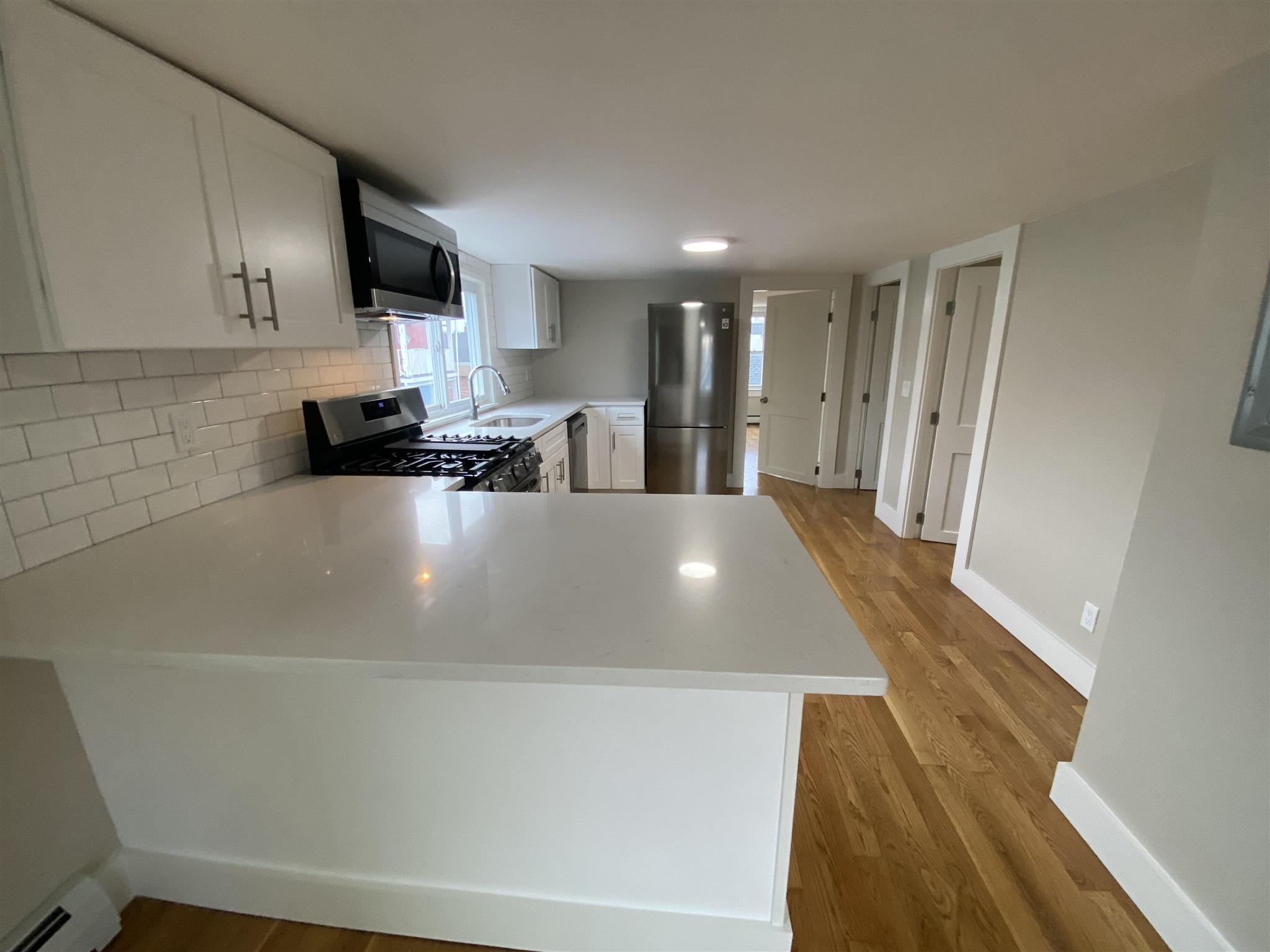 8 Fiske Ave, Magoun Square