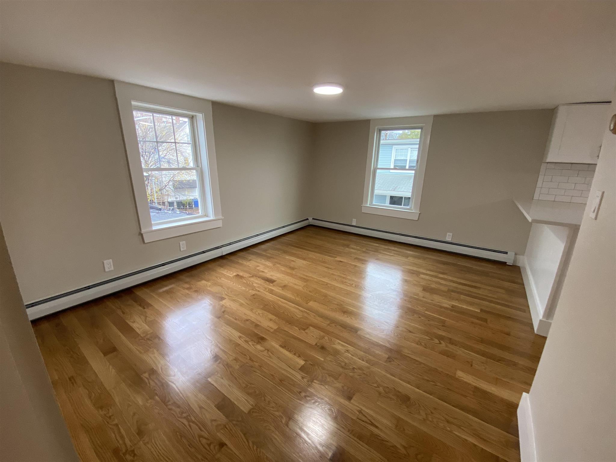 8 Fiske Ave, Winter Hill