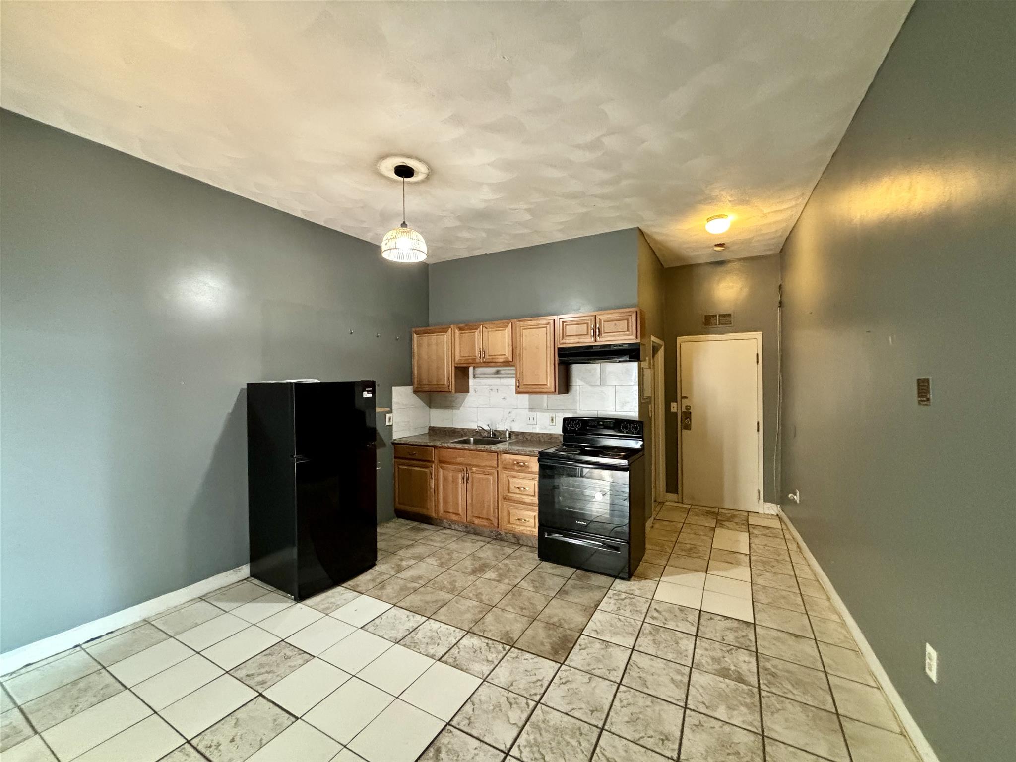 4 Webster Ave, Union Square