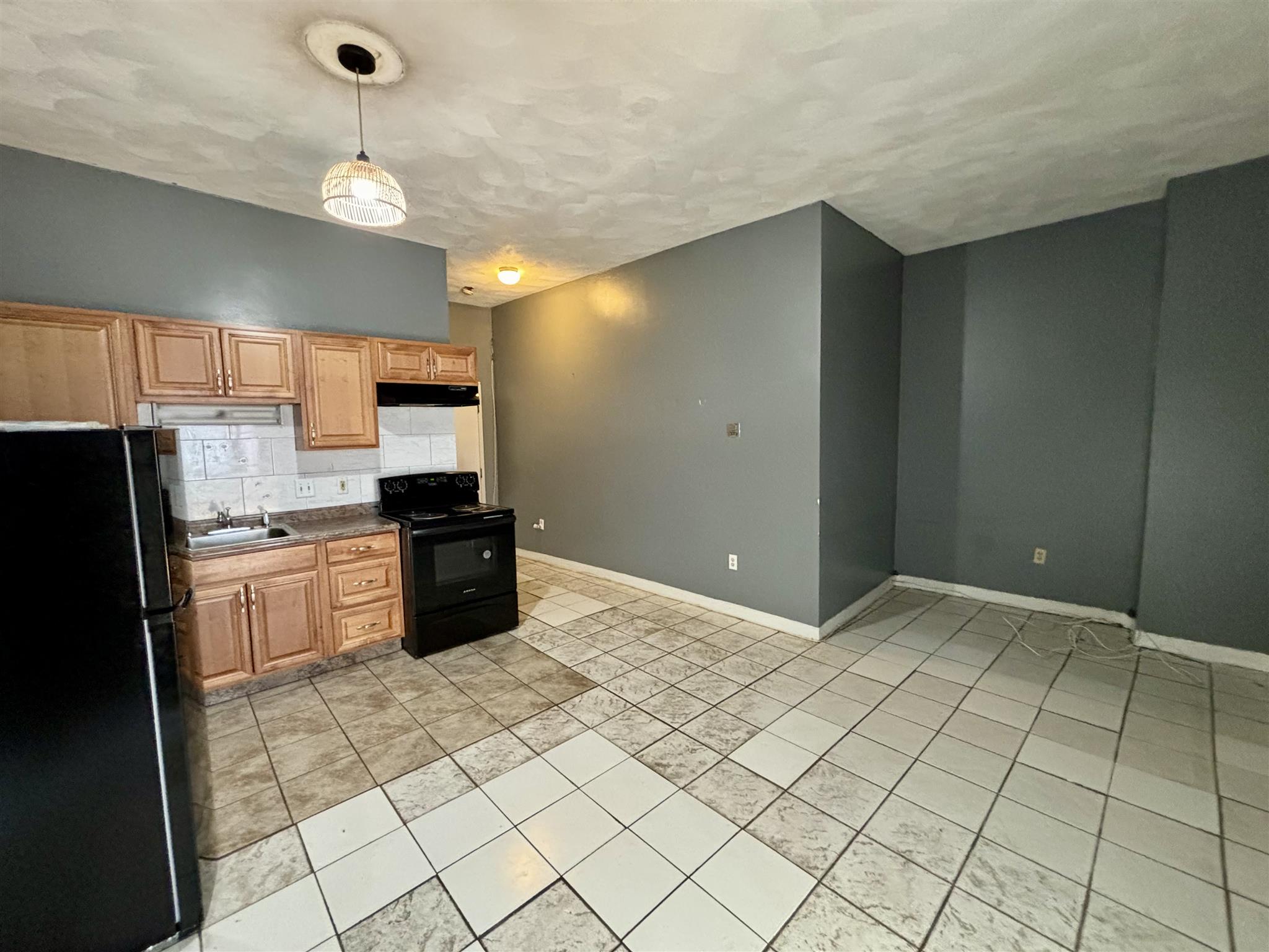 4 Webster Ave, Union Square