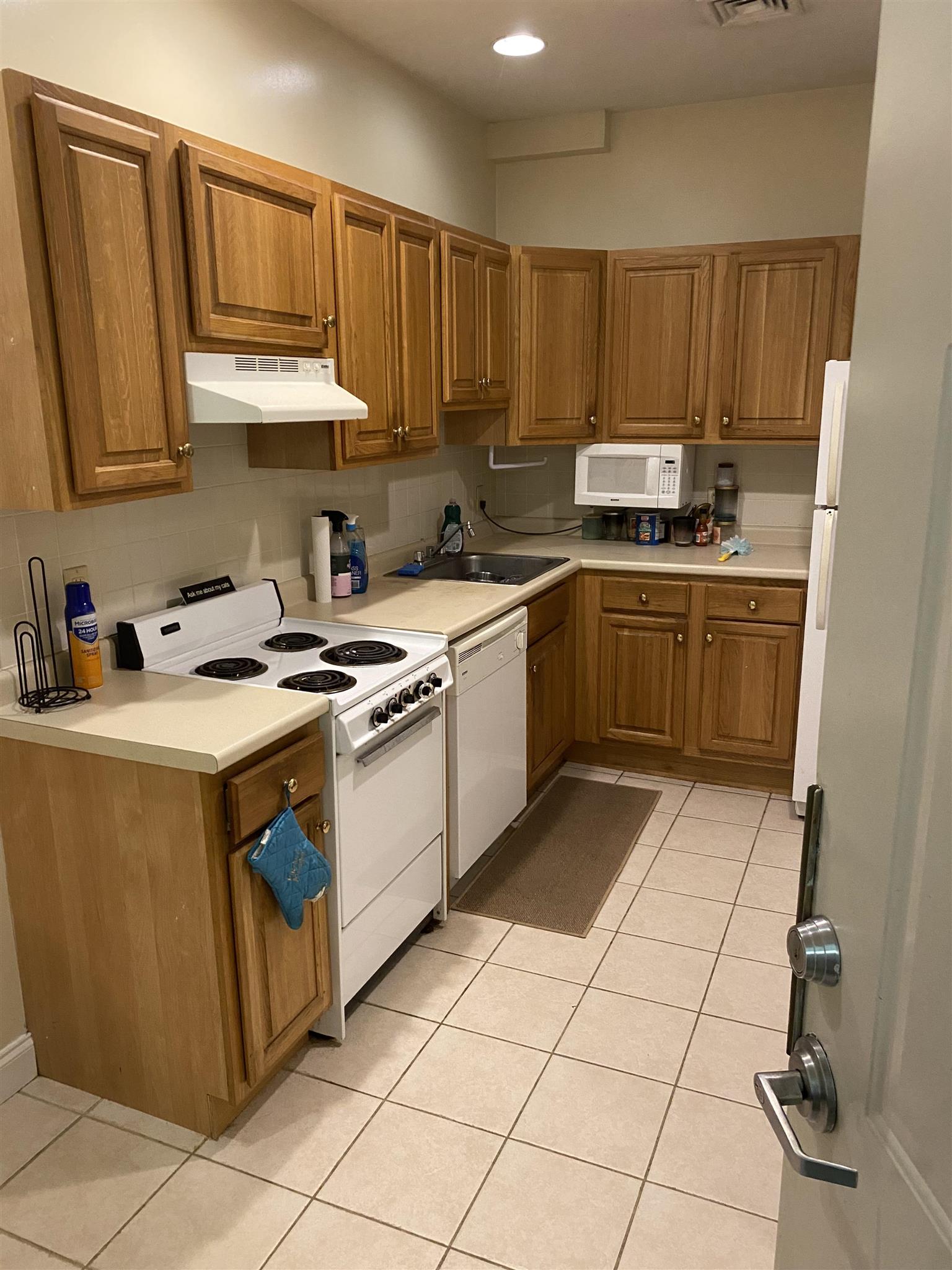 460 Green St, Central Square