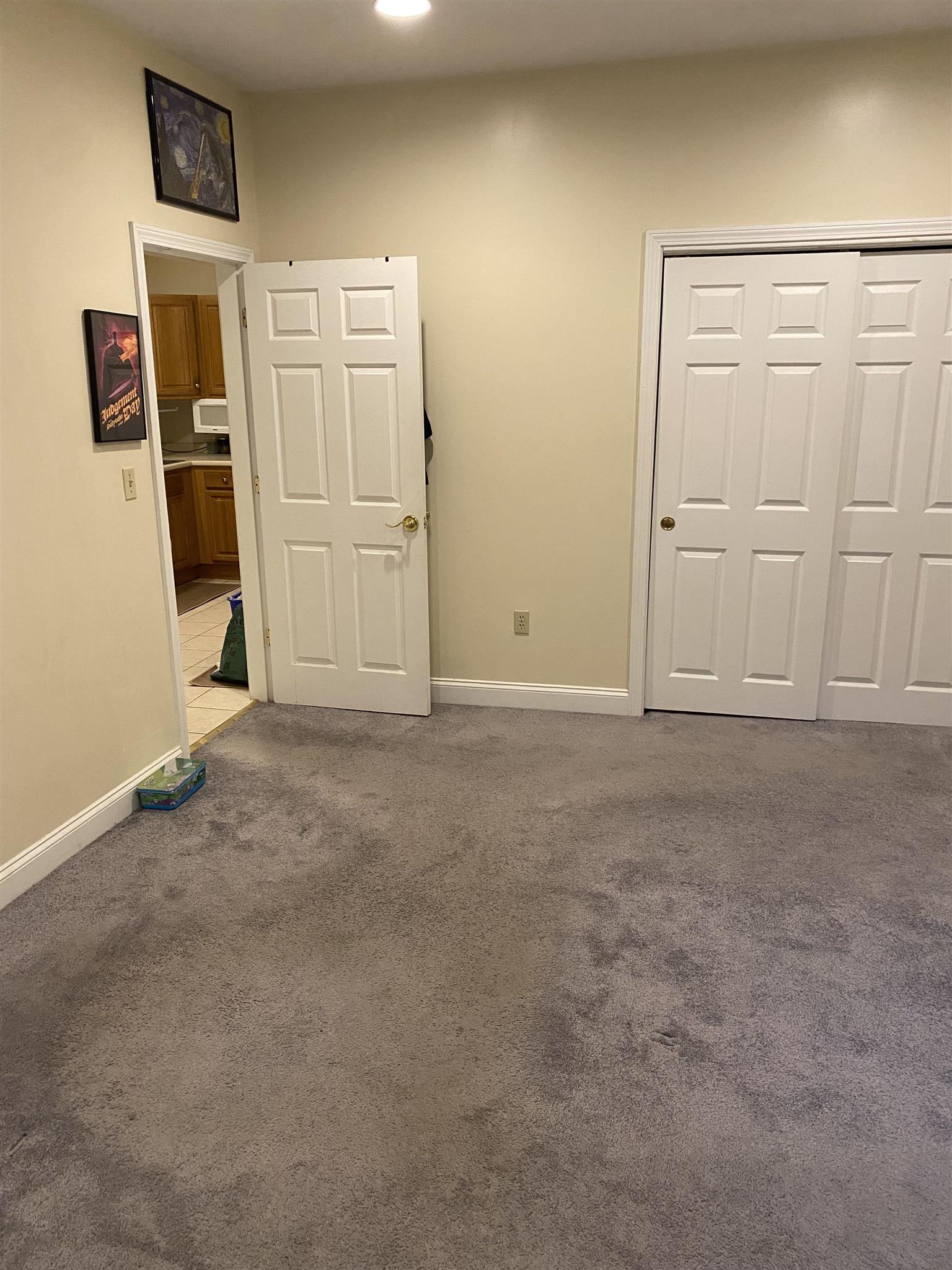 460 Green St, Central Square