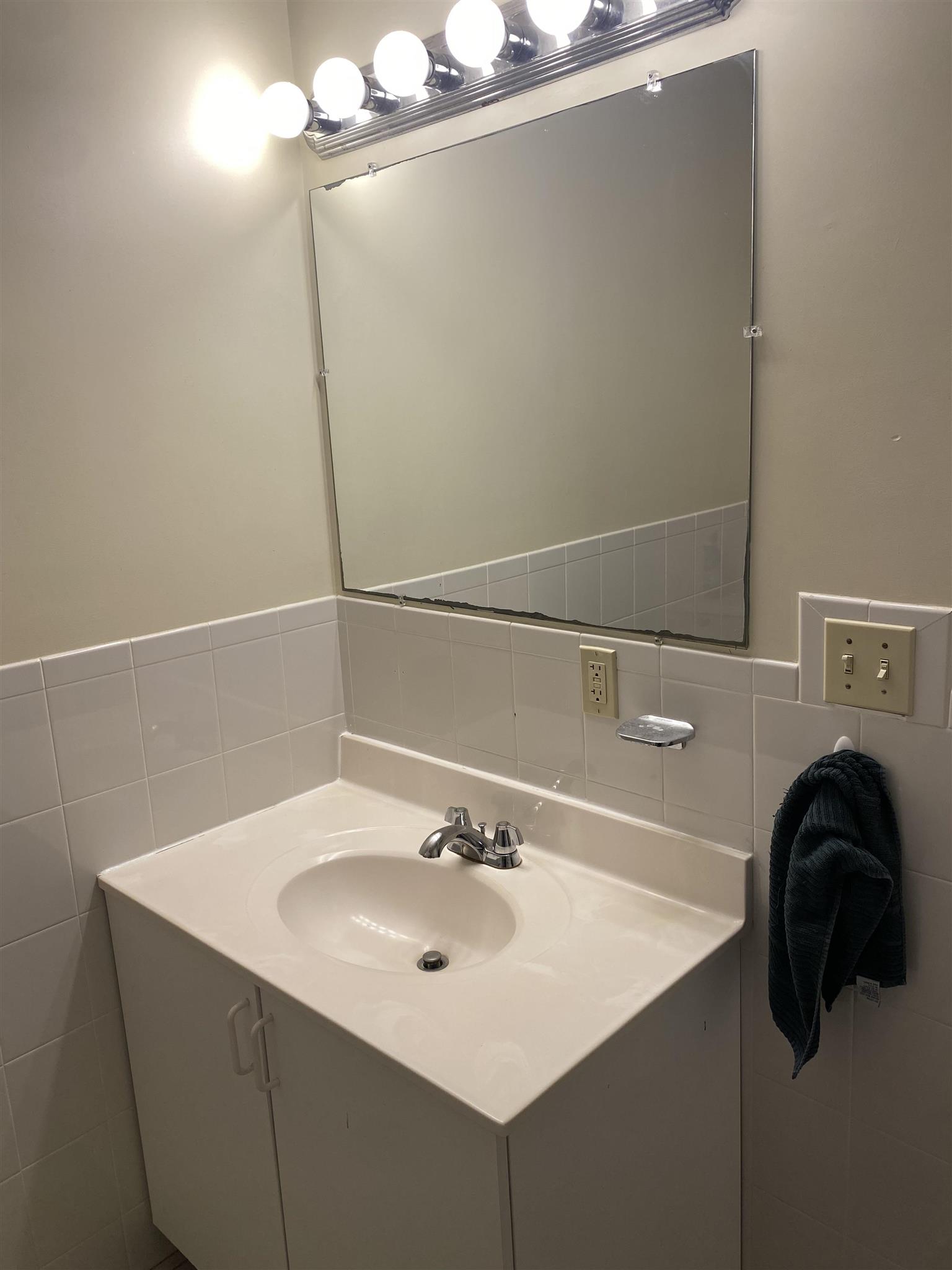 460 Green St, Central Square