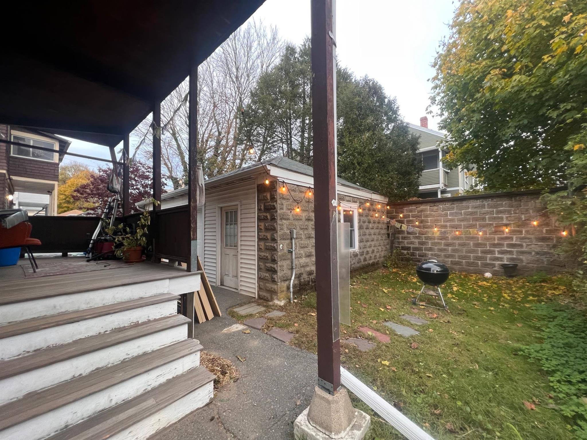 110 Quincy St, Teele Square