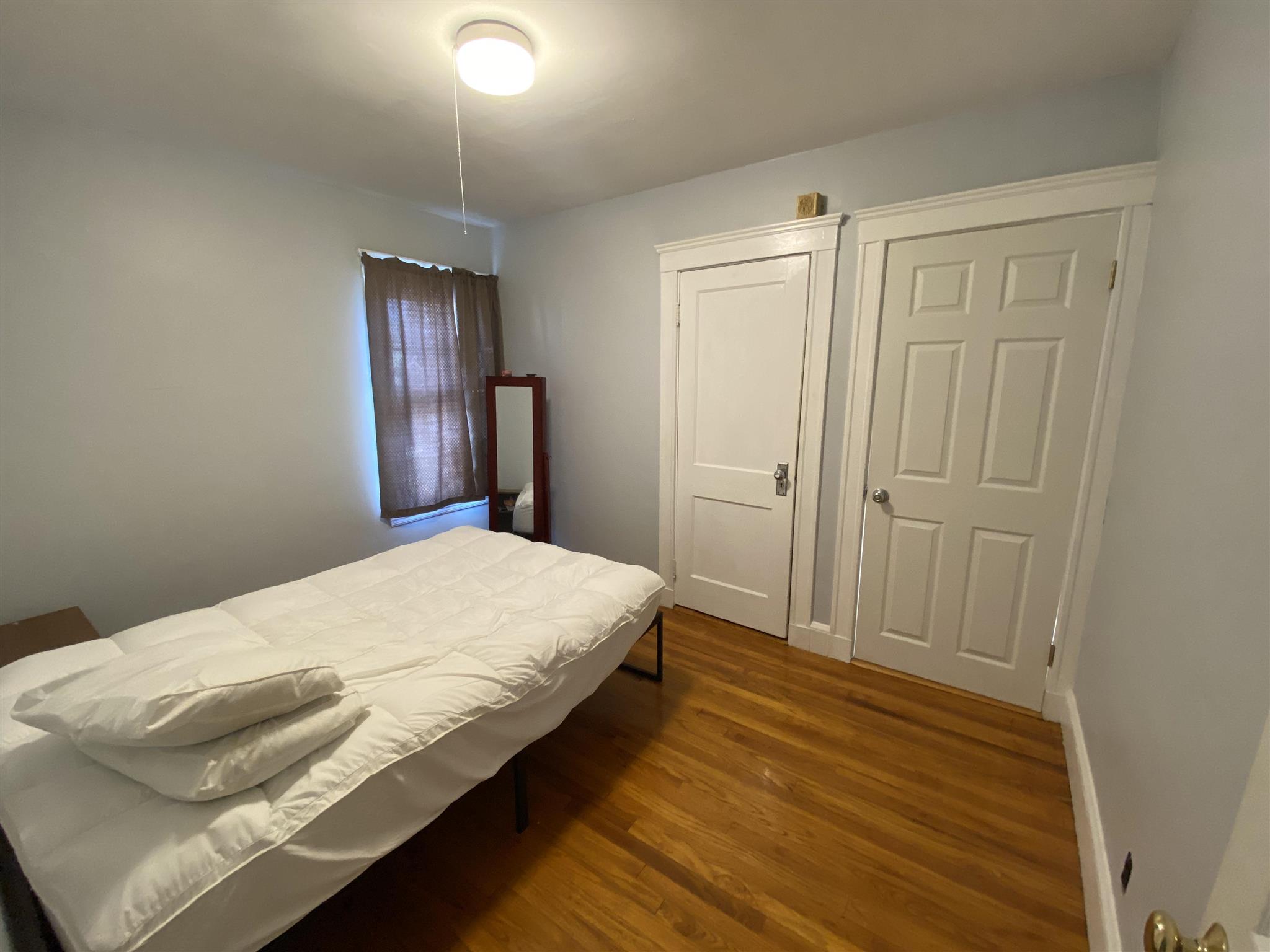 2 Goldsmith Ave, Tufts University