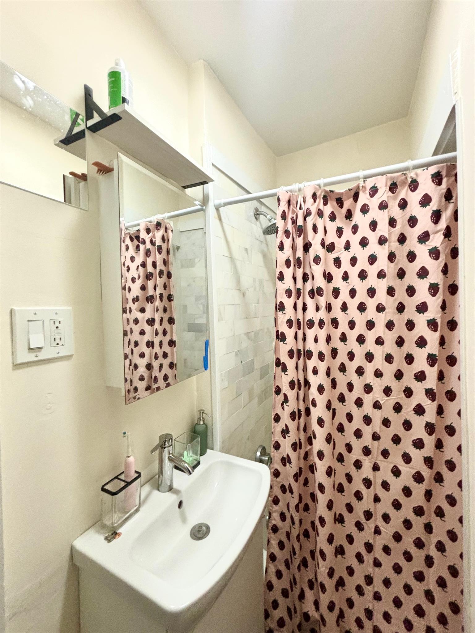 33 Harding St, Inman Square