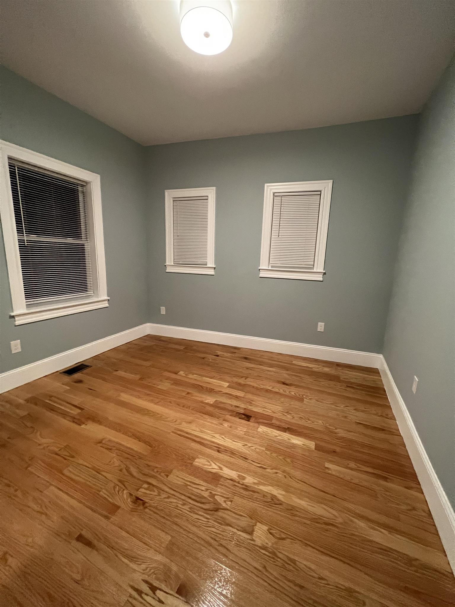 73 Pearl St, East Somerville