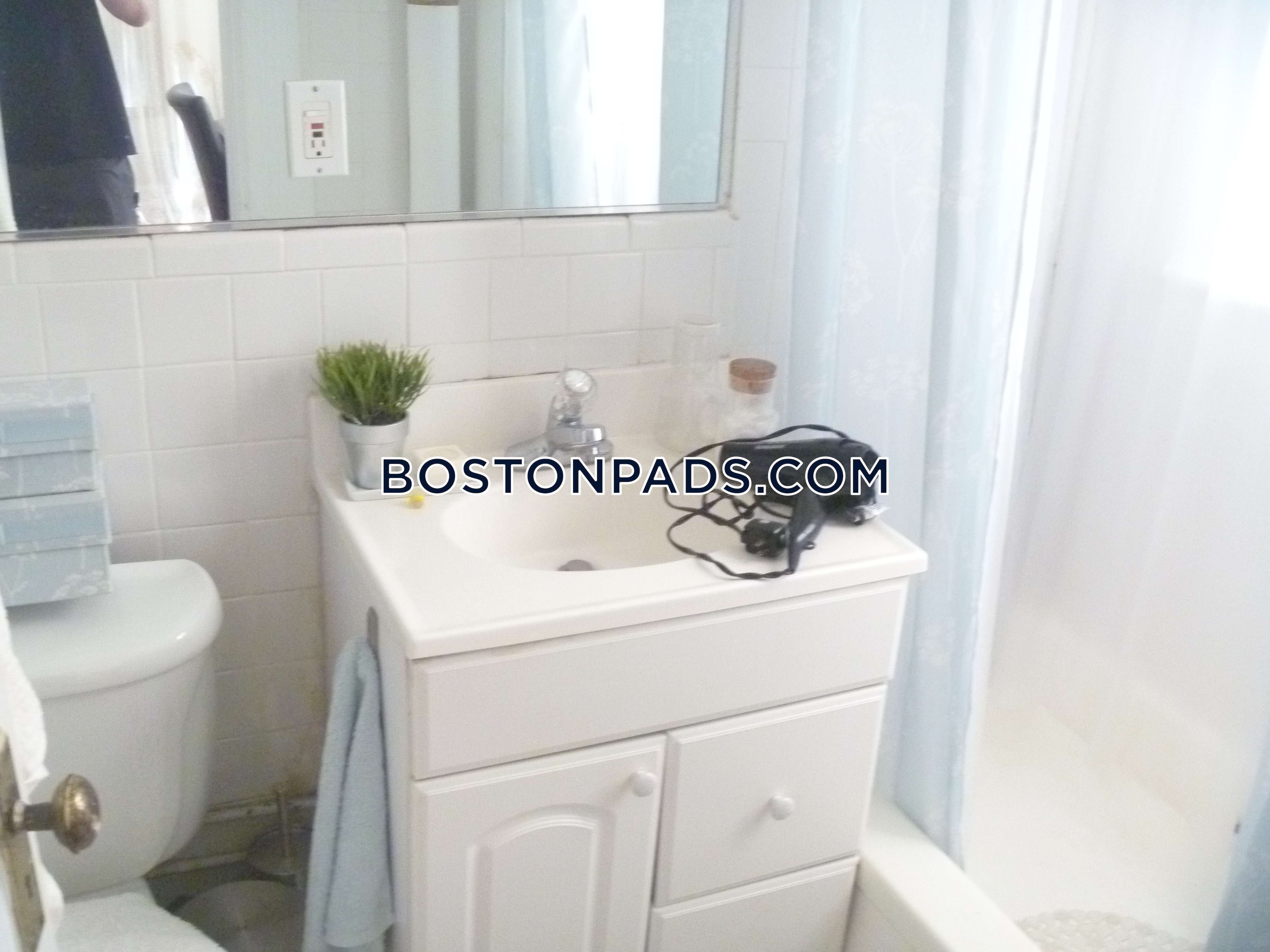 26 Hemenway St, Fenway