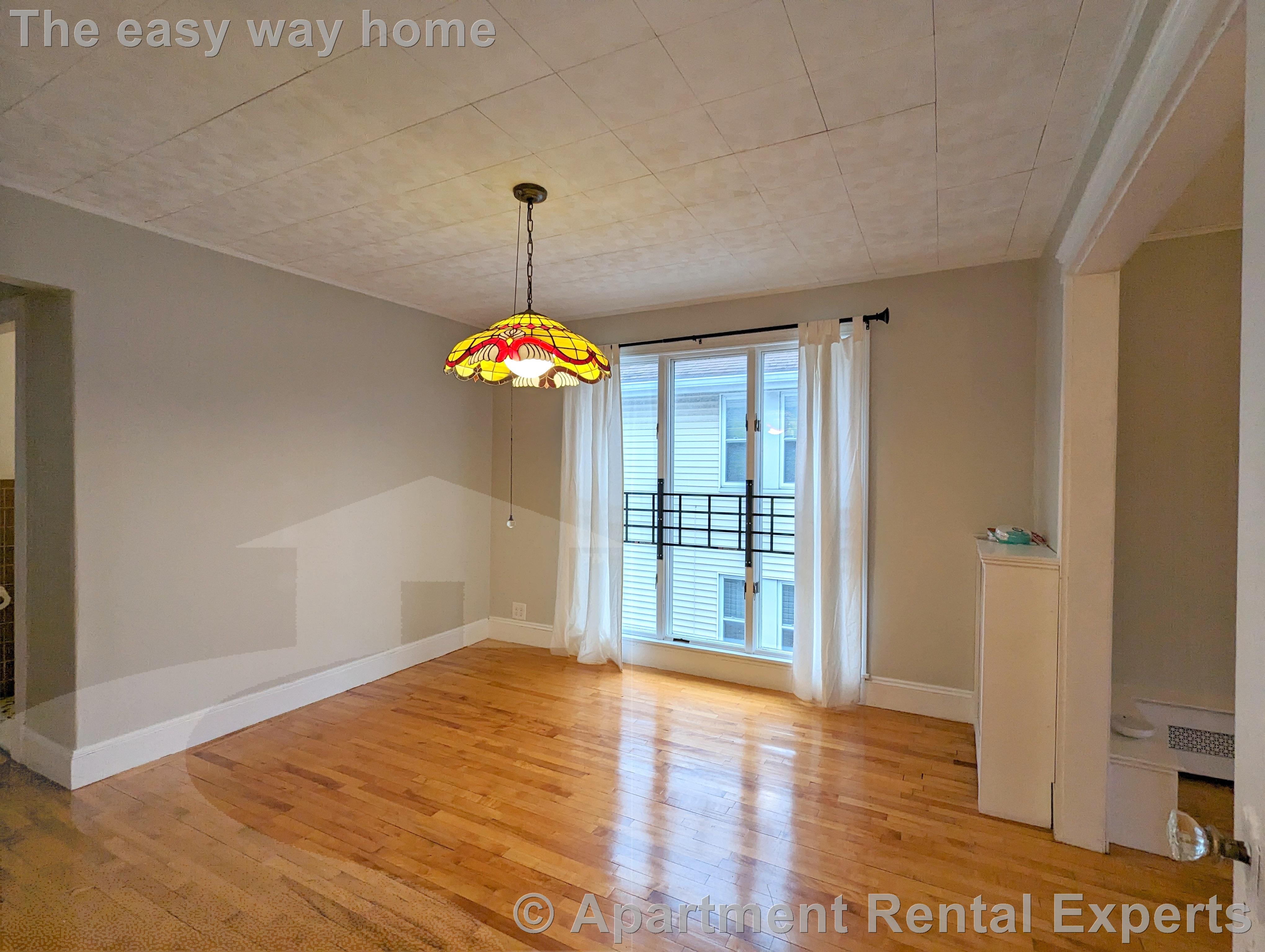 73 Woods Ave, Teele Square