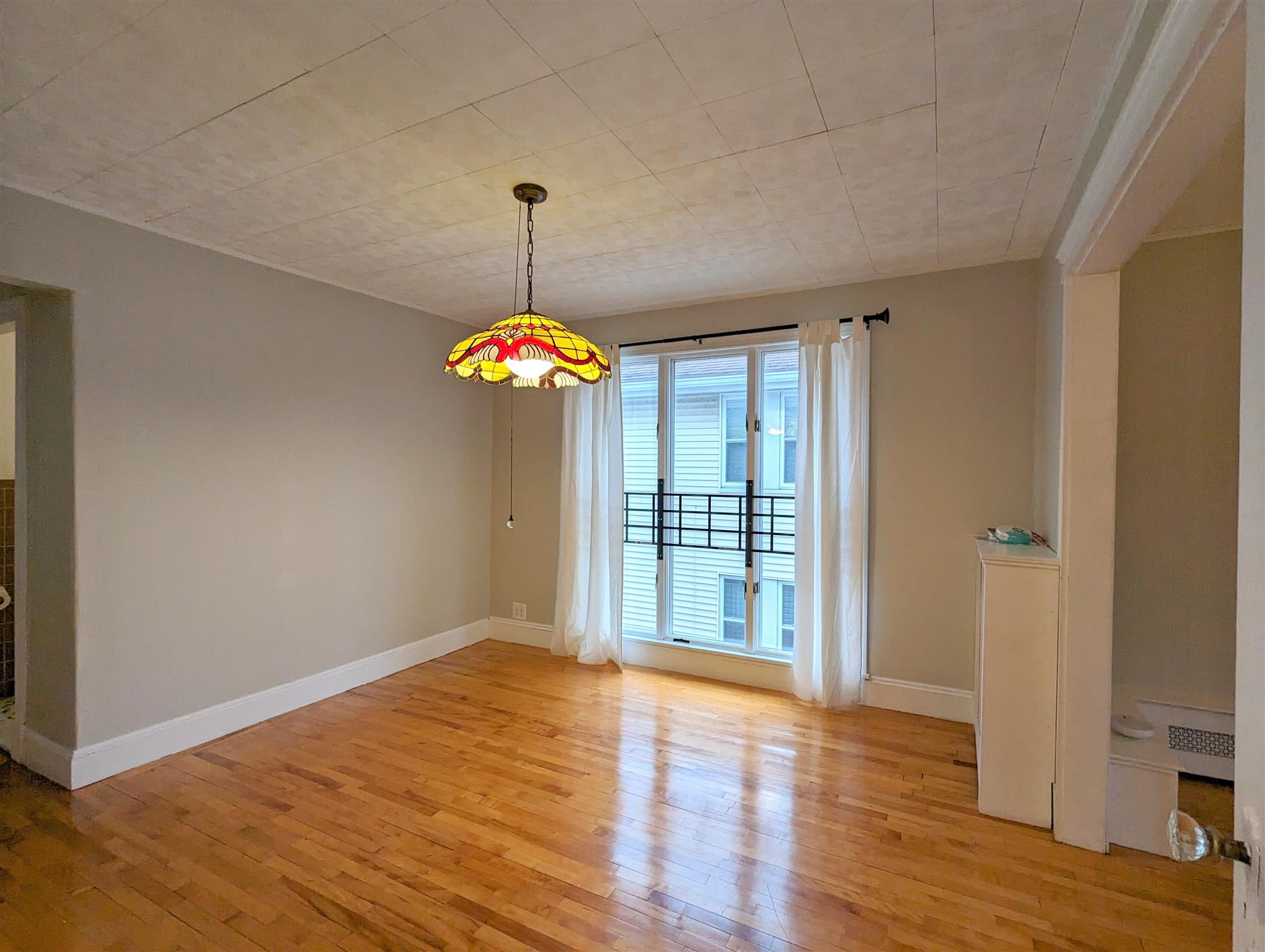 73 Woods Ave, Teele Square