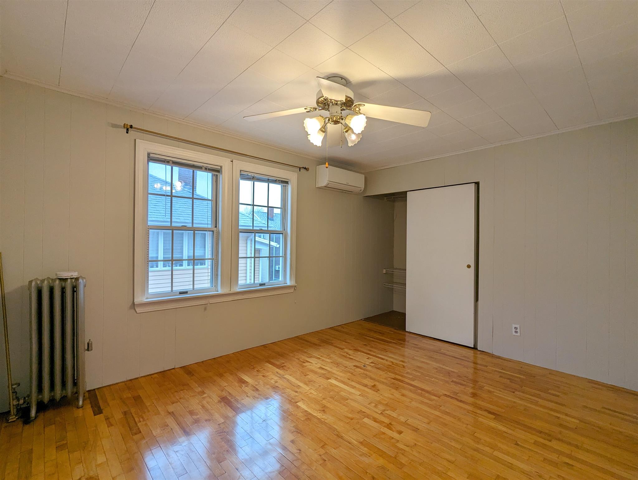 73 Woods, Davis Square