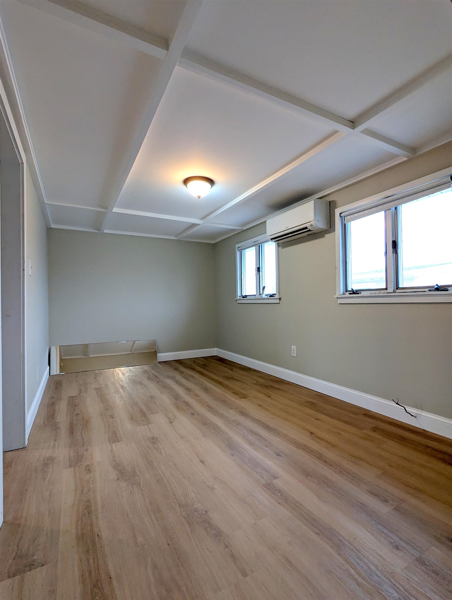 73 Woods, Davis Square