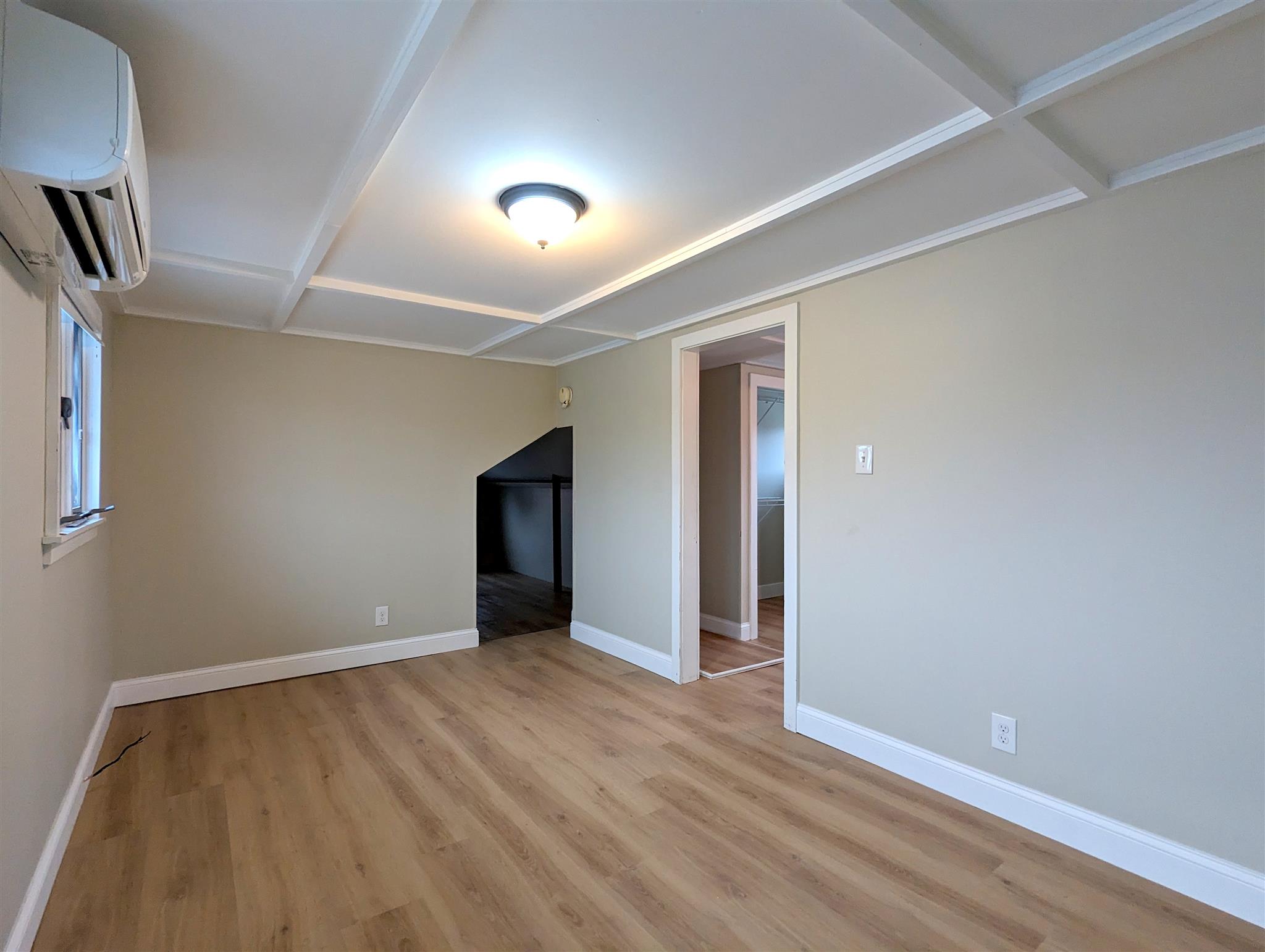 73 Woods, Davis Square