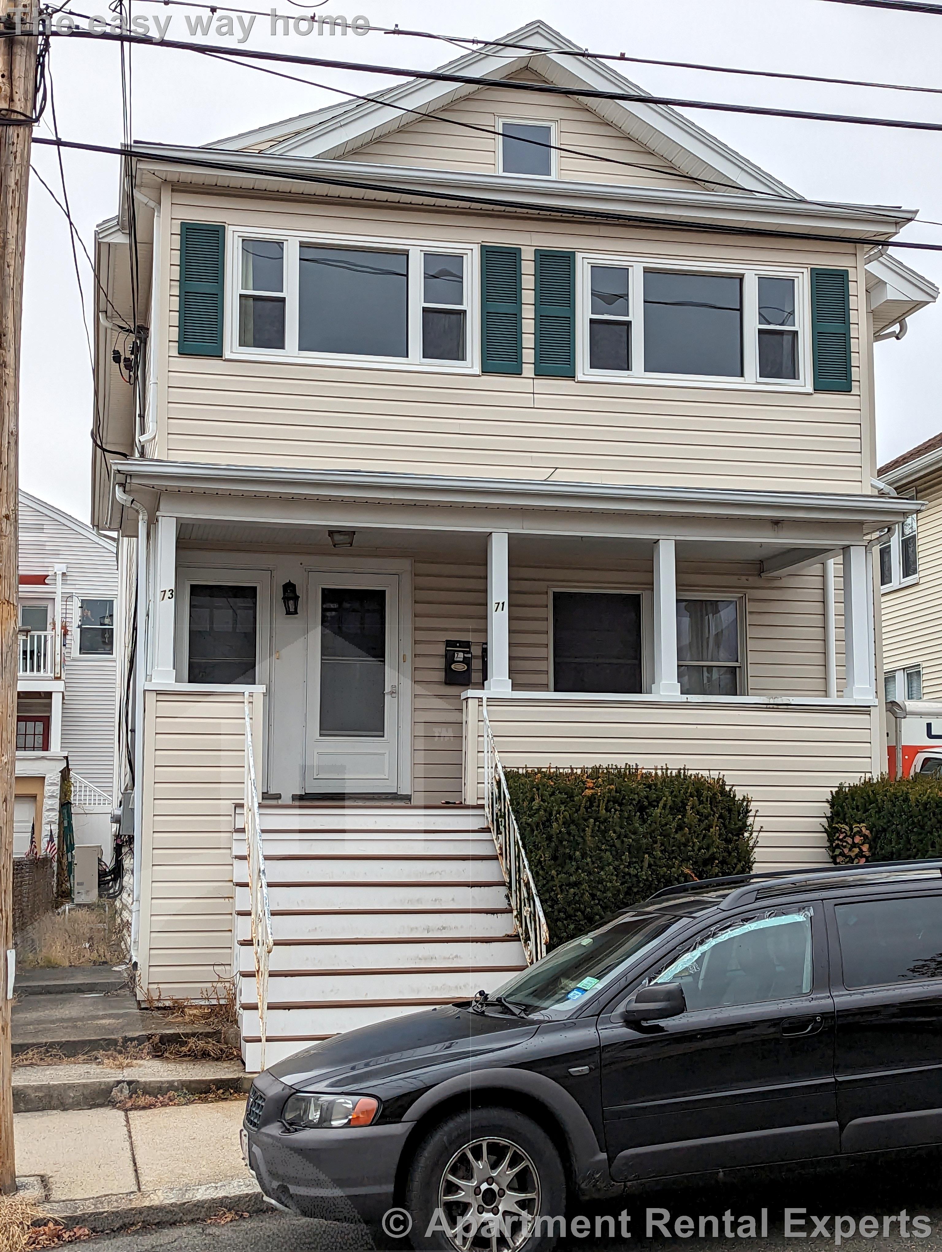 73 Woods Ave, Teele Square