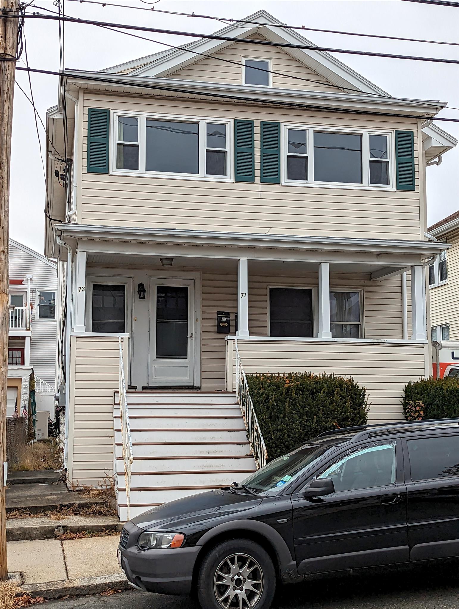 73 Woods Ave, Teele Square