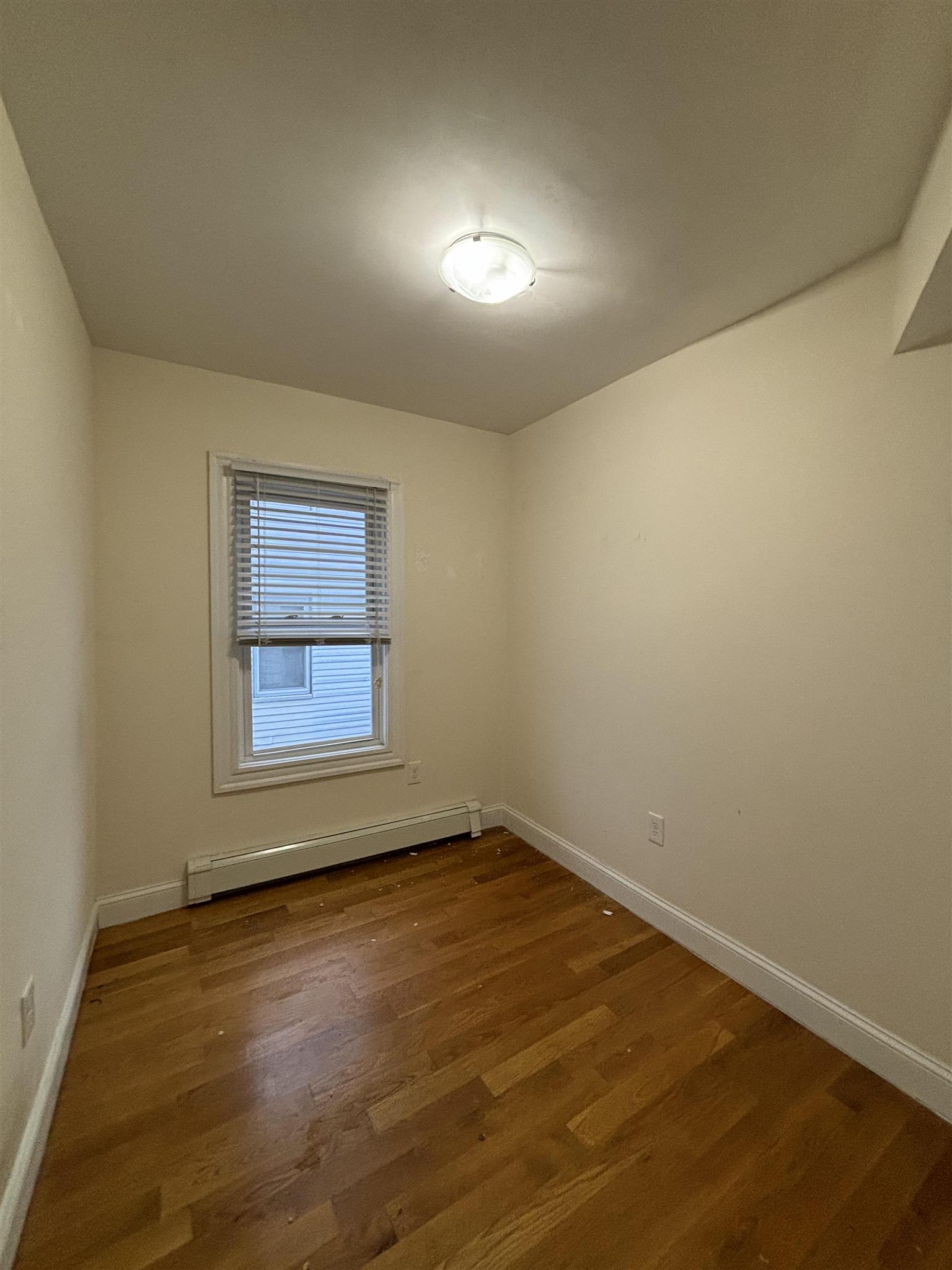 33 Harding St, East Cambridge