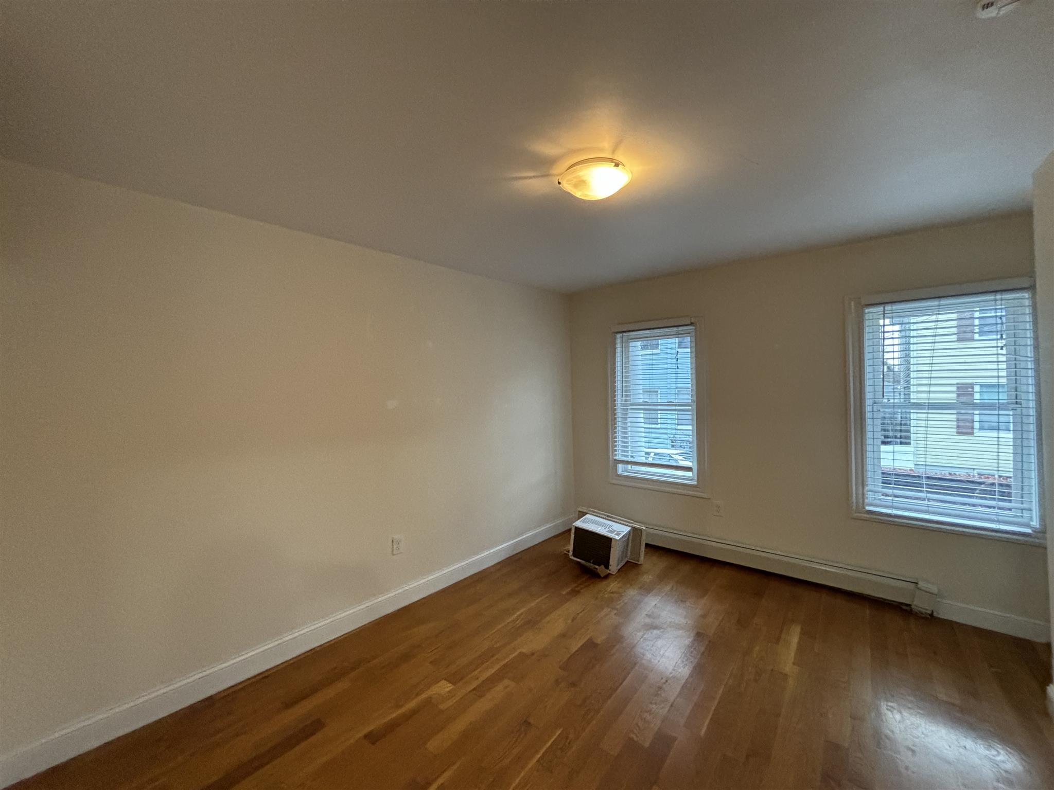 33 Harding St, East Cambridge