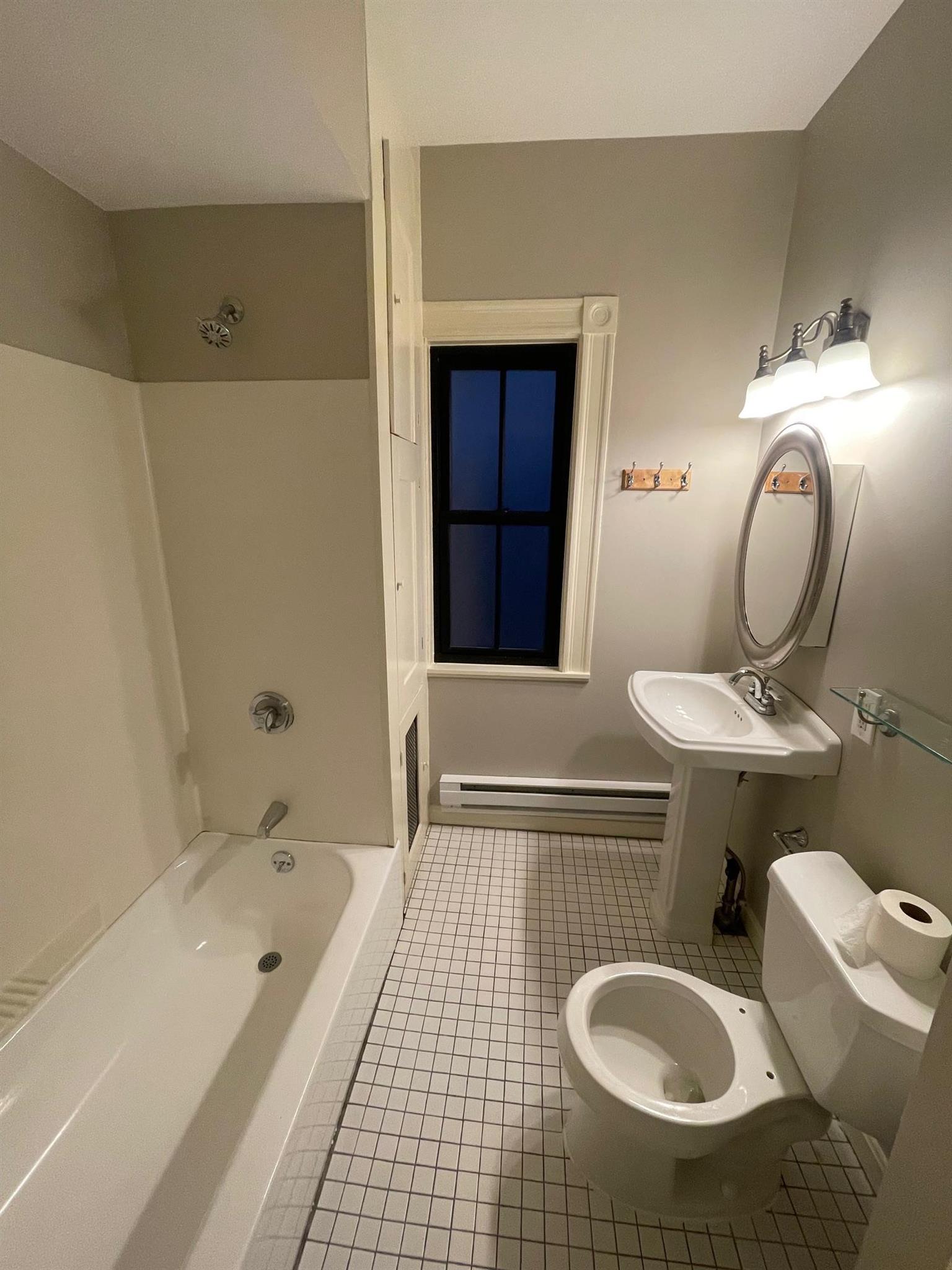 8 Charnwood Rd, Davis Square