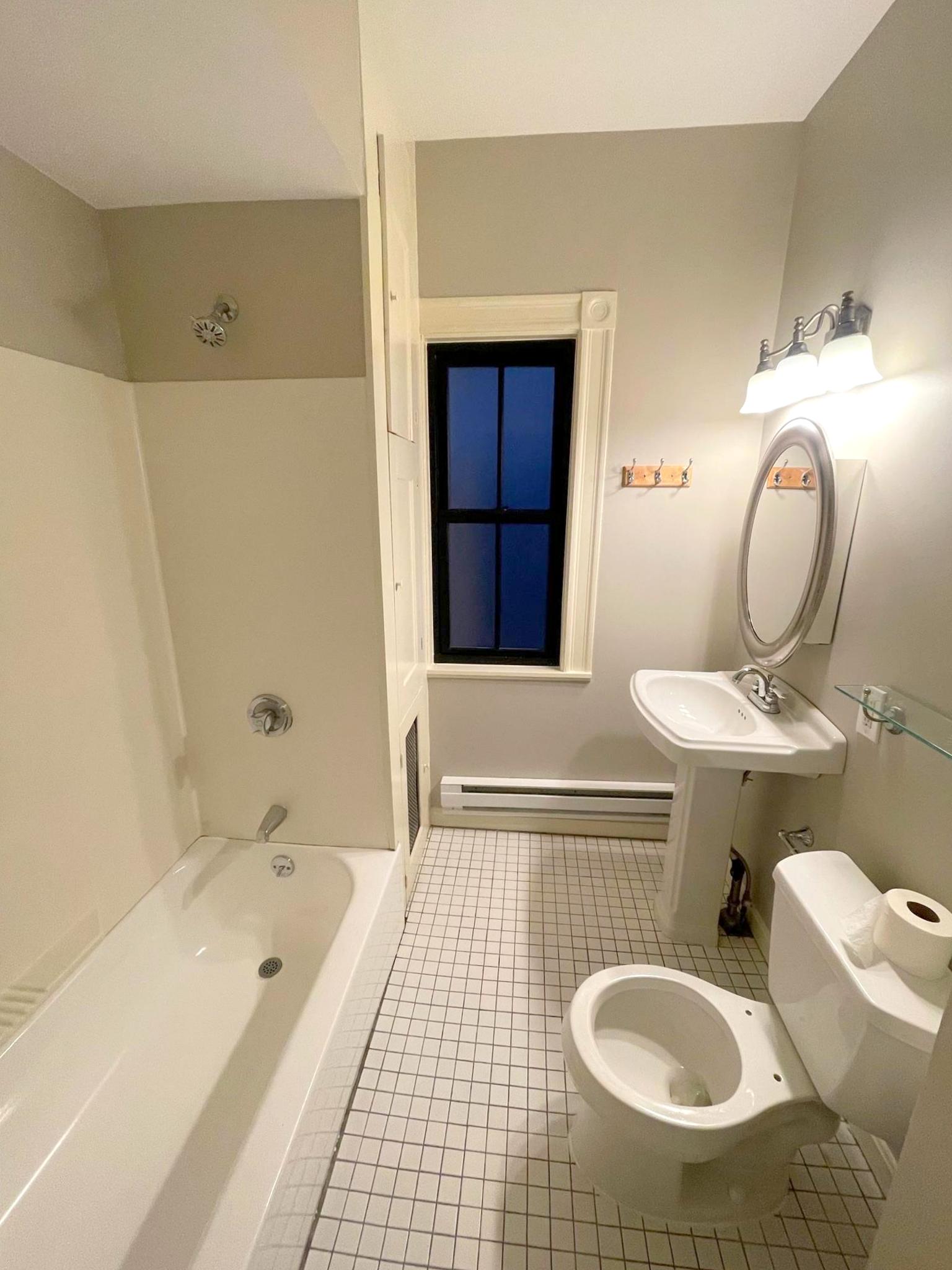 8 Charnwood Rd, Davis Square