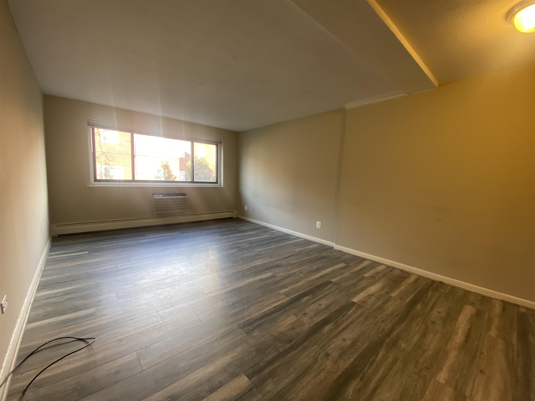 375 Harvard St, Harvard Square